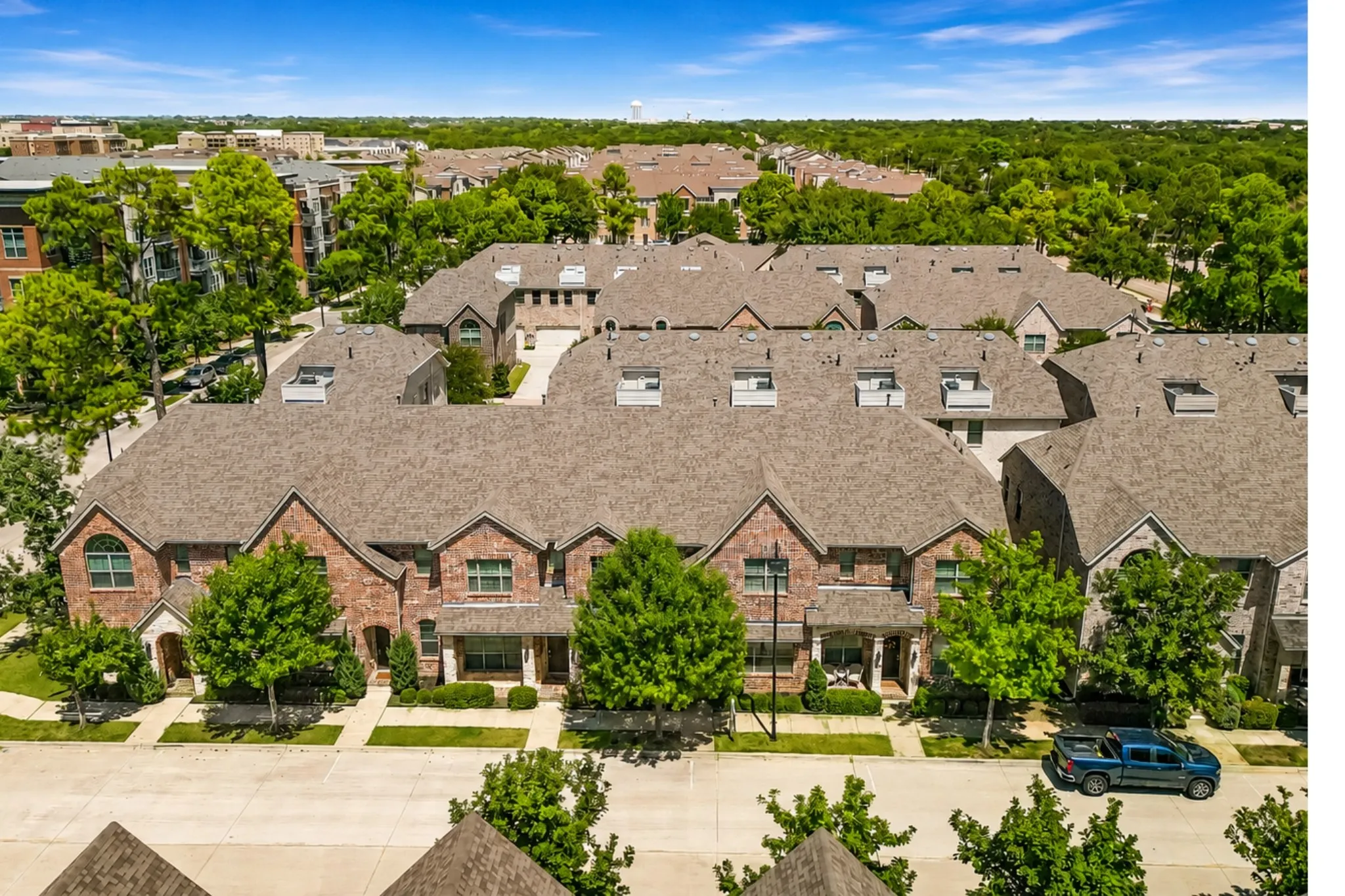 Townhouse For Sale in Denton County , 2228 Pinnacle Lane, Flower Mound, Texas 75028, 3 Bedroom, 3 Bathroom, 2 Garage spaces, 1,926 Sqft, built in 2018, mls#21376438, Real Estate Agent in Flower Mound, Homes For Sale in Denton county, Homes For Sale in Flower Mound, Realtor in Flower Mound Texas, Real Estate Brokerage Independent Realty Texas, Luminita Cordes Realtor