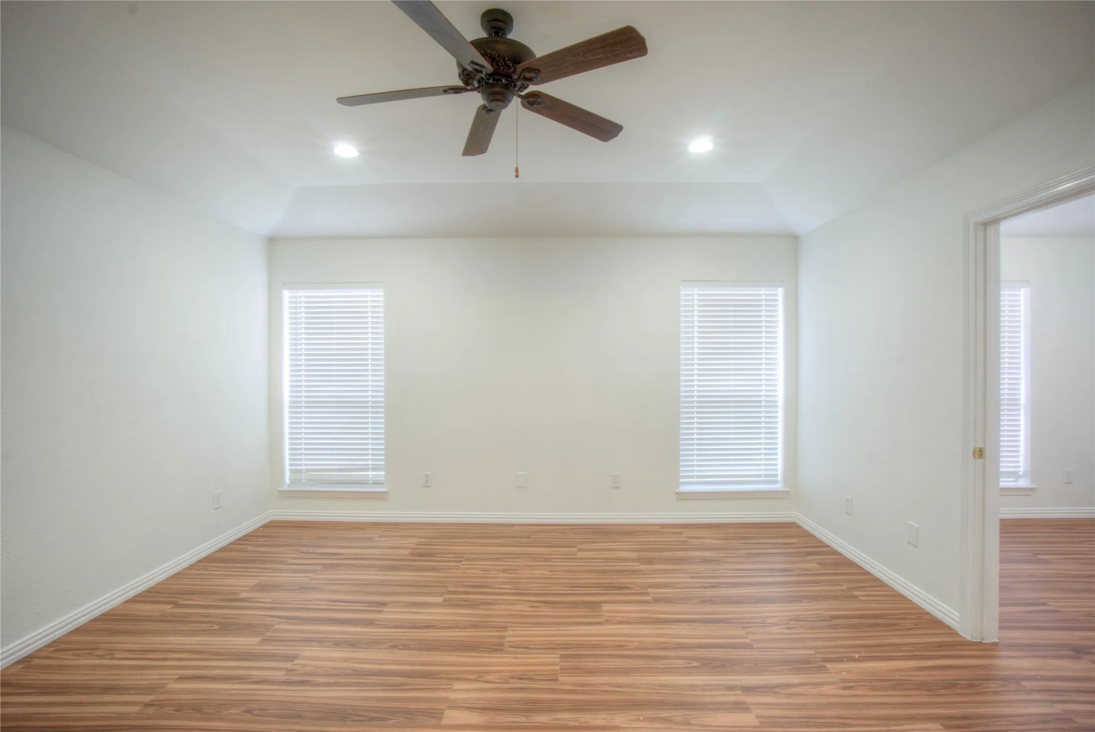 Single Family Residence For Rent in Denton County , 18243 Justice Lane, Dallas, Texas 75287, 4 Bedroom, 2 Bathroom, 2 Garage spaces, 1,866 Sqft, built in 1996, mls#21379010, Real Estate Agent in Dallas, Homes For Rent in Denton county, Homes For Rent in Dallas, Realtor in Dallas Texas, Real Estate Brokerage Independent Realty Texas, Luminita Cordes Realtor