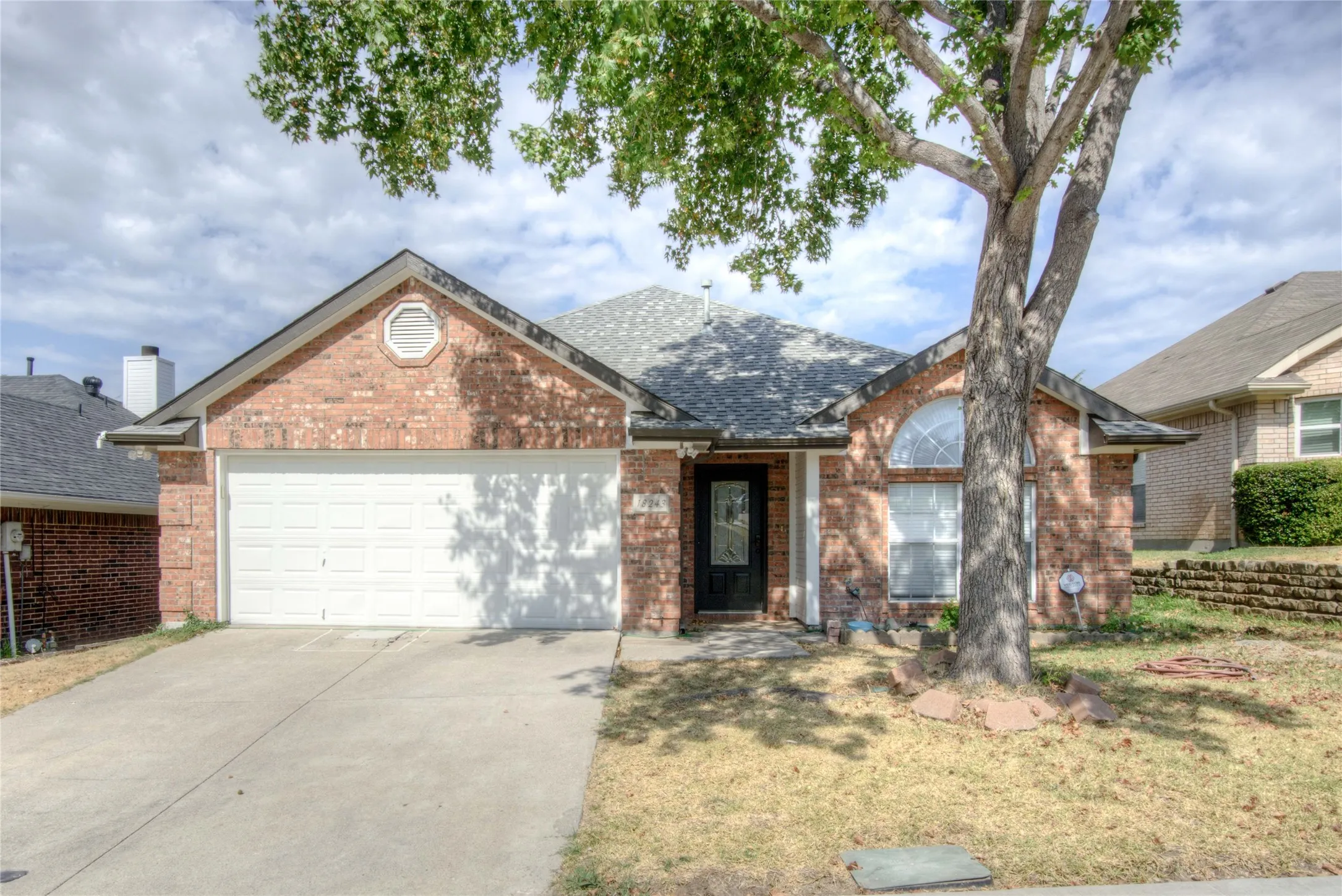 Single Family Residence For Rent in Denton County , 18243 Justice Lane, Dallas, Texas 75287, 4 Bedroom, 2 Bathroom, 2 Garage spaces, 1,866 Sqft, built in 1996, mls#21379010, Real Estate Agent in Dallas, Homes For Rent in Denton county, Homes For Rent in Dallas, Realtor in Dallas Texas, Real Estate Brokerage Independent Realty Texas, Luminita Cordes Realtor