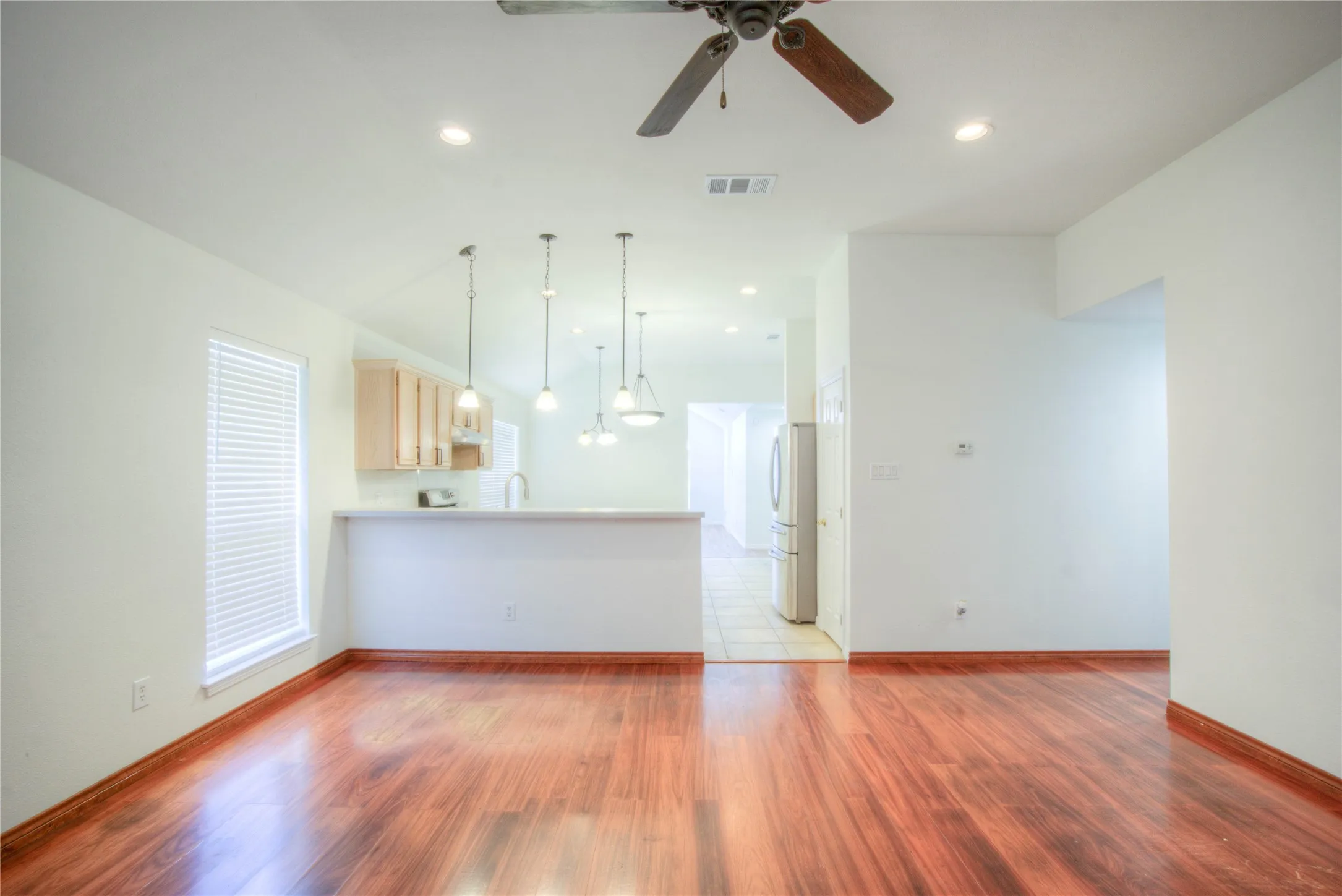 Single Family Residence For Rent in Denton County , 18243 Justice Lane, Dallas, Texas 75287, 4 Bedroom, 2 Bathroom, 2 Garage spaces, 1,866 Sqft, built in 1996, mls#21379010, Real Estate Agent in Dallas, Homes For Rent in Denton county, Homes For Rent in Dallas, Realtor in Dallas Texas, Real Estate Brokerage Independent Realty Texas, Luminita Cordes Realtor