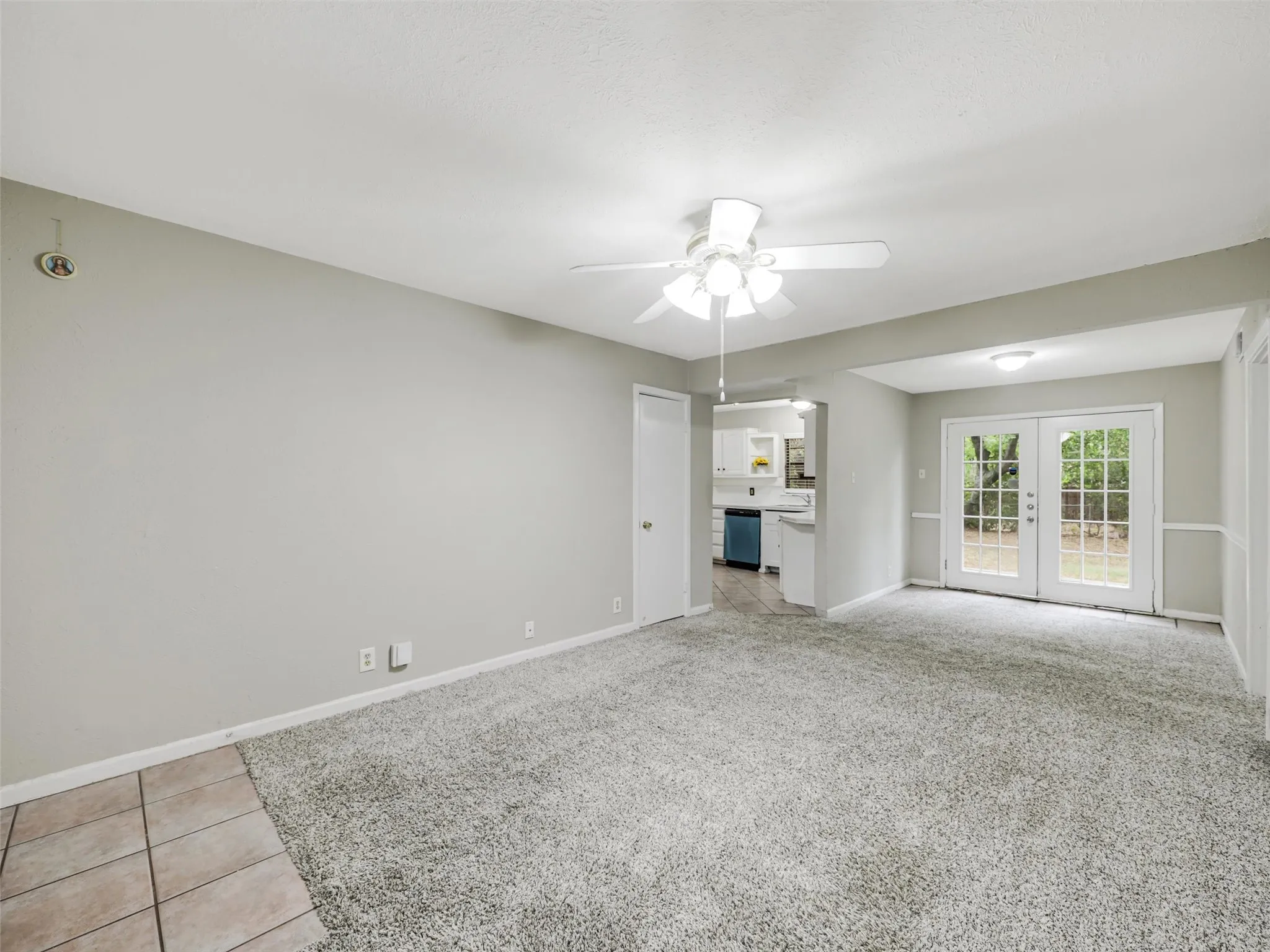 Single Family Residence For Sale in Dallas County , 10747 Sand Alwood Drive, Dallas, Texas 75228, 3 Bedroom, 2 Bathroom, 1 Garage spaces, 1,077 Sqft, built in 1954, mls#21378485, Real Estate Agent in Dallas, Homes For Sale in Dallas county, Homes For Sale in Dallas, Realtor in Dallas Texas, Real Estate Brokerage Independent Realty Texas, Luminita Cordes Realtor