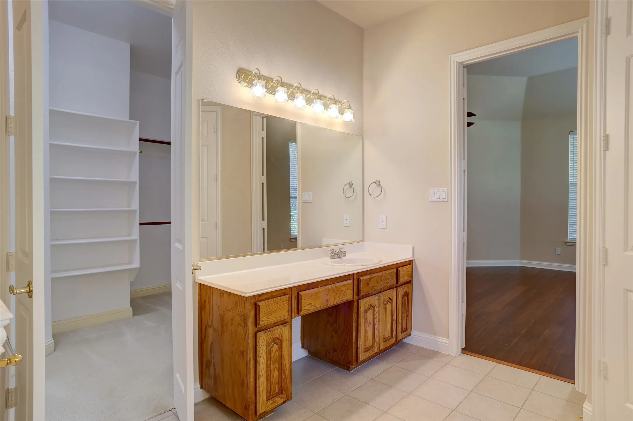 Single Family Residence For Sale in Collin County , 3605 Smoothstone Drive, Plano, Texas 75074, 4 Bedroom, 3 Bathroom, 3 Garage spaces, 3,513 Sqft, built in 2000, mls#21376060, Real Estate Agent in Plano, Homes For Sale in Collin county, Homes For Sale in Plano, Realtor in Plano Texas, Real Estate Brokerage Independent Realty Texas, Luminita Cordes Realtor