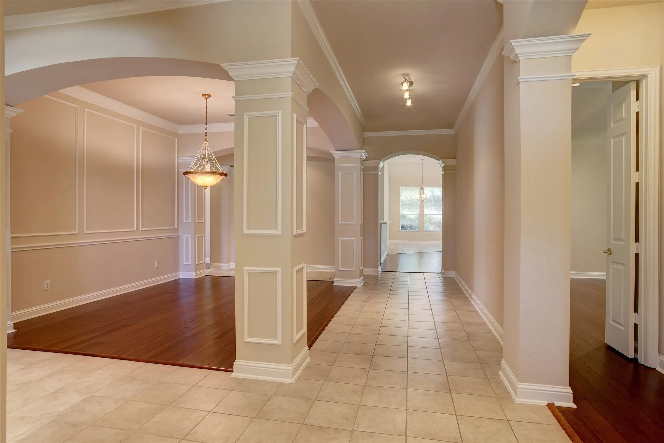 Single Family Residence For Sale in Collin County , 3605 Smoothstone Drive, Plano, Texas 75074, 4 Bedroom, 3 Bathroom, 3 Garage spaces, 3,513 Sqft, built in 2000, mls#21376060, Real Estate Agent in Plano, Homes For Sale in Collin county, Homes For Sale in Plano, Realtor in Plano Texas, Real Estate Brokerage Independent Realty Texas, Luminita Cordes Realtor