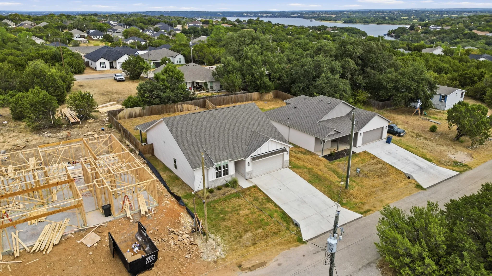 Single Family Residence For Sale in Hood County , 2306 Pedernales Court, Granbury, Texas 76048, 3 Bedroom, 2 Bathroom, 2 Garage spaces, 1,603 Sqft, built in 2024, mls#21378368, Real Estate Agent in Granbury, Homes For Sale in Hood county, Homes For Sale in Granbury, Realtor in Granbury Texas, Real Estate Brokerage Independent Realty Texas, Luminita Cordes Realtor