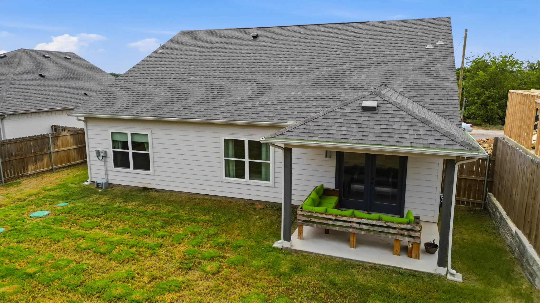Single Family Residence For Sale in Hood County , 2306 Pedernales Court, Granbury, Texas 76048, 3 Bedroom, 2 Bathroom, 2 Garage spaces, 1,603 Sqft, built in 2024, mls#21378368, Real Estate Agent in Granbury, Homes For Sale in Hood county, Homes For Sale in Granbury, Realtor in Granbury Texas, Real Estate Brokerage Independent Realty Texas, Luminita Cordes Realtor
