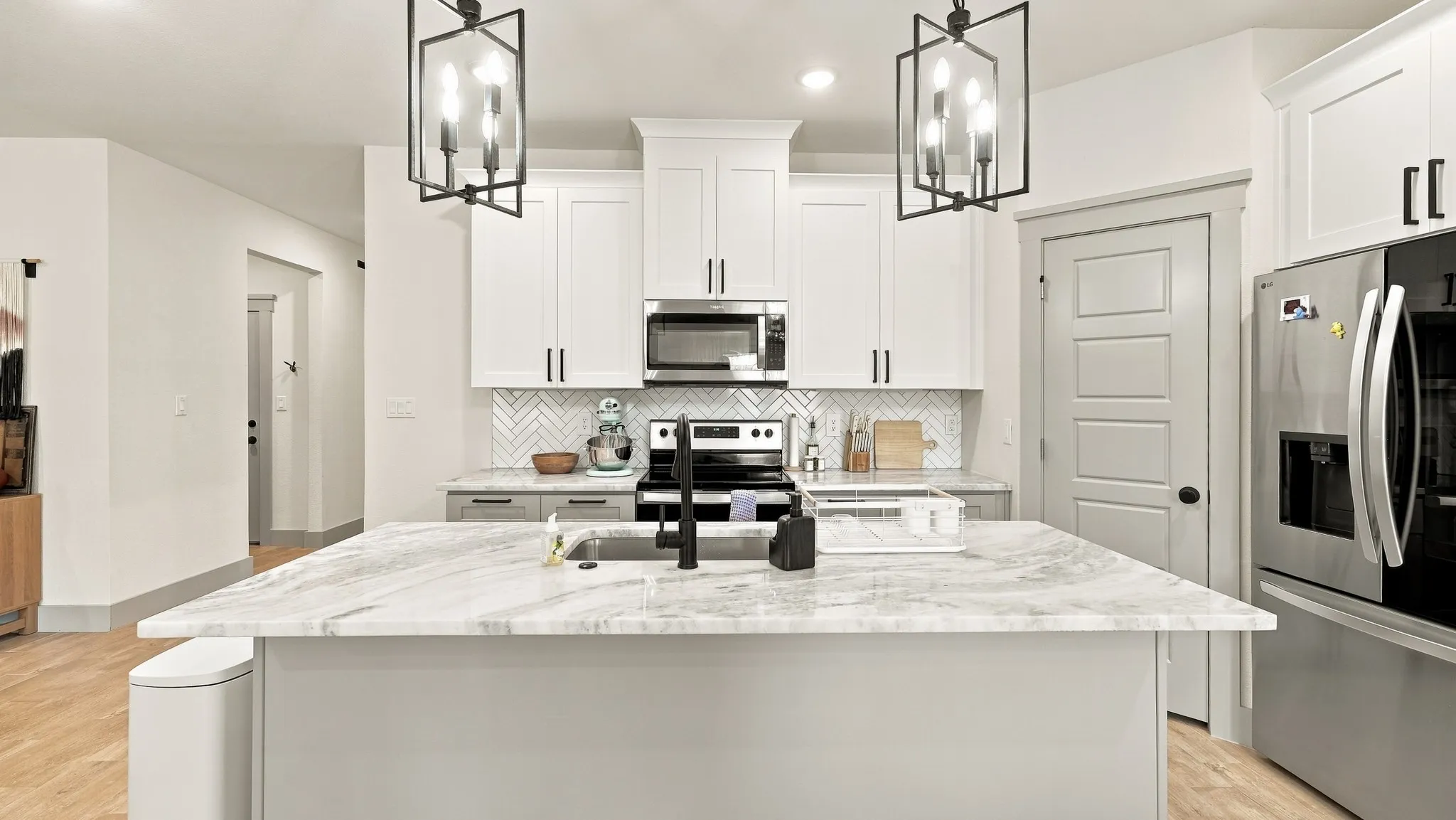 Single Family Residence For Sale in Hood County , 2306 Pedernales Court, Granbury, Texas 76048, 3 Bedroom, 2 Bathroom, 2 Garage spaces, 1,603 Sqft, built in 2024, mls#21378368, Real Estate Agent in Granbury, Homes For Sale in Hood county, Homes For Sale in Granbury, Realtor in Granbury Texas, Real Estate Brokerage Independent Realty Texas, Luminita Cordes Realtor