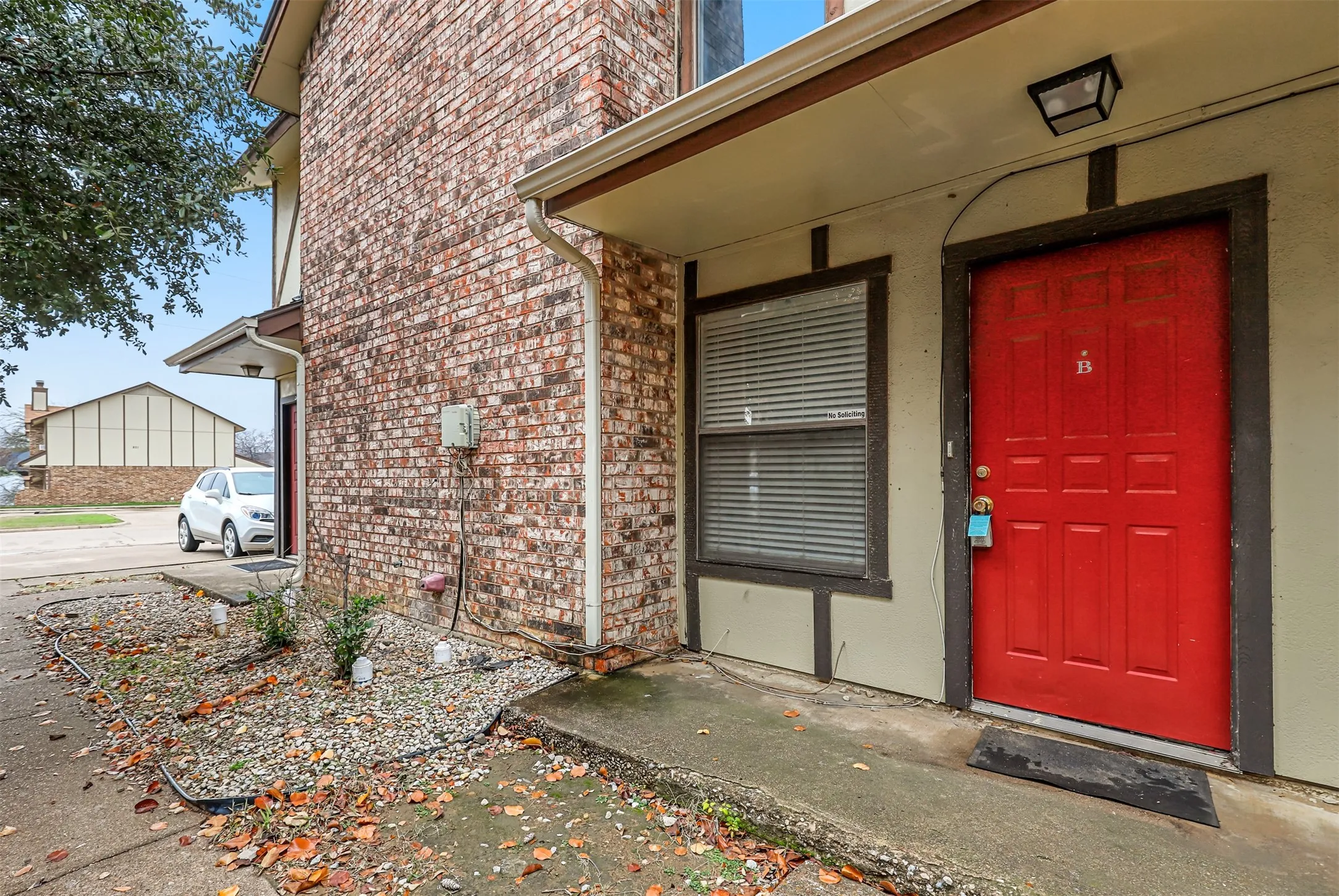 Apartment For Rent in Tarrant County , 800 Bluebonnet Drive B, Keller, Texas 76248, 1 Bedroom, 2 Bathroom, Garage spaces, 3,878 Sqft, built in 1985, mls#21378998, Real Estate Agent in Keller, Homes For Rent in Tarrant county, Homes For Rent in Keller, Realtor in Keller Texas, Real Estate Brokerage Independent Realty Texas, Luminita Cordes Realtor