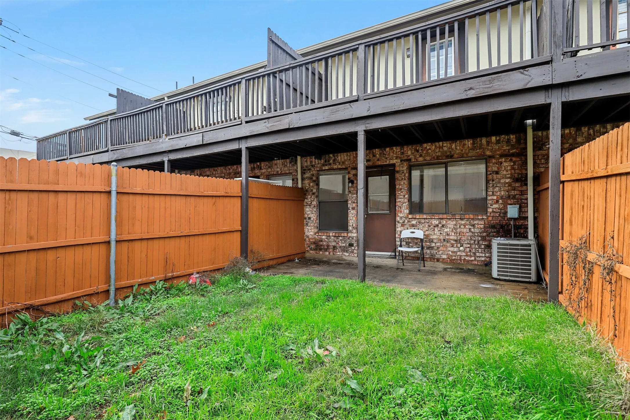 Apartment For Rent in Tarrant County , 800 Bluebonnet Drive B, Keller, Texas 76248, 1 Bedroom, 2 Bathroom, Garage spaces, 3,878 Sqft, built in 1985, mls#21378998, Real Estate Agent in Keller, Homes For Rent in Tarrant county, Homes For Rent in Keller, Realtor in Keller Texas, Real Estate Brokerage Independent Realty Texas, Luminita Cordes Realtor