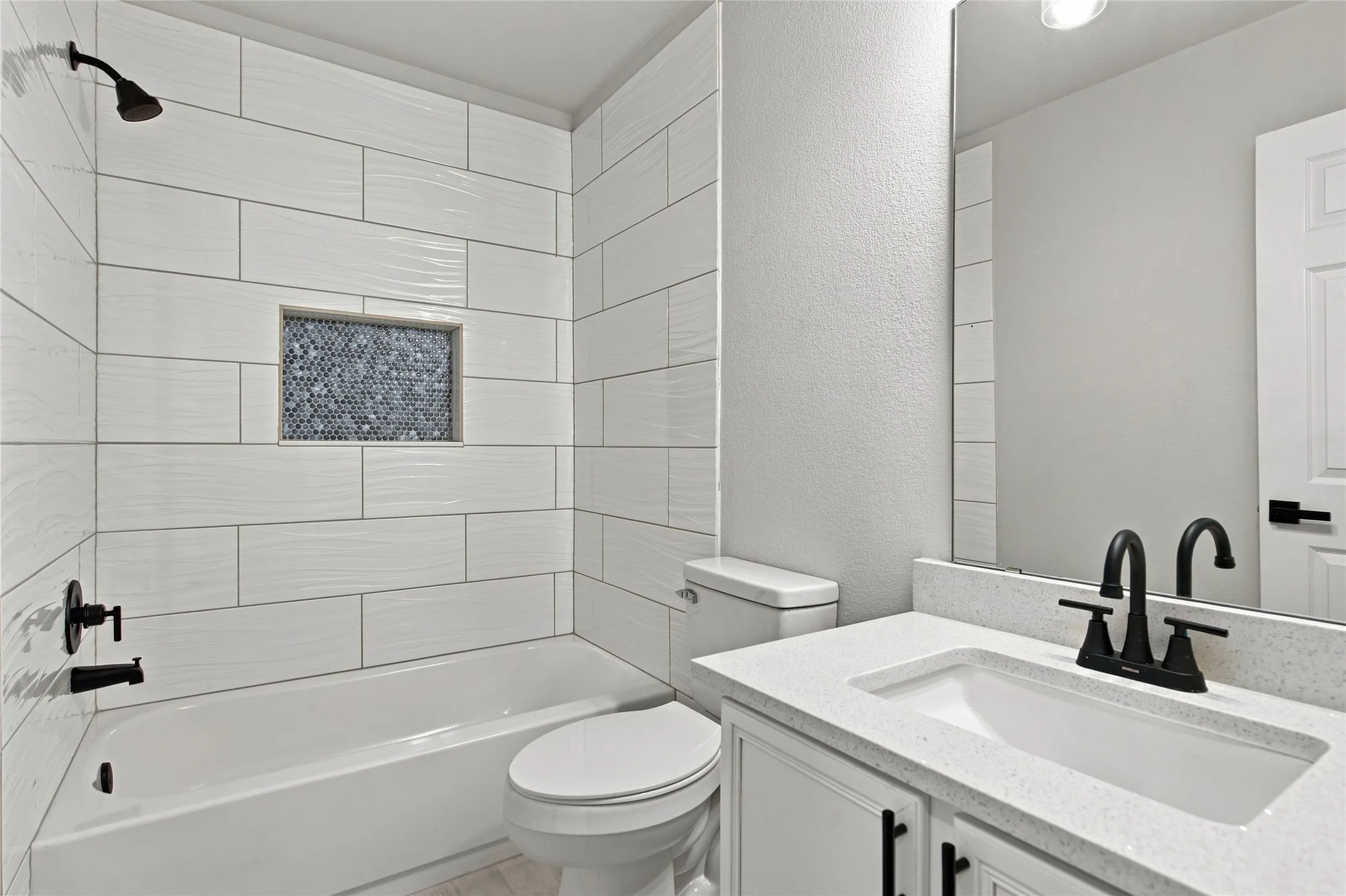 Single Family Residence For Sale in Denton County , 2708 Morning Song Drive, Little Elm, Texas 75068, 3 Bedroom, 2 Bathroom, 2 Garage spaces, 1,615 Sqft, built in 2005, mls#21377195, Real Estate Agent in Little Elm, Homes For Sale in Denton county, Homes For Sale in Little Elm, Realtor in Little Elm Texas, Real Estate Brokerage Independent Realty Texas, Luminita Cordes Realtor