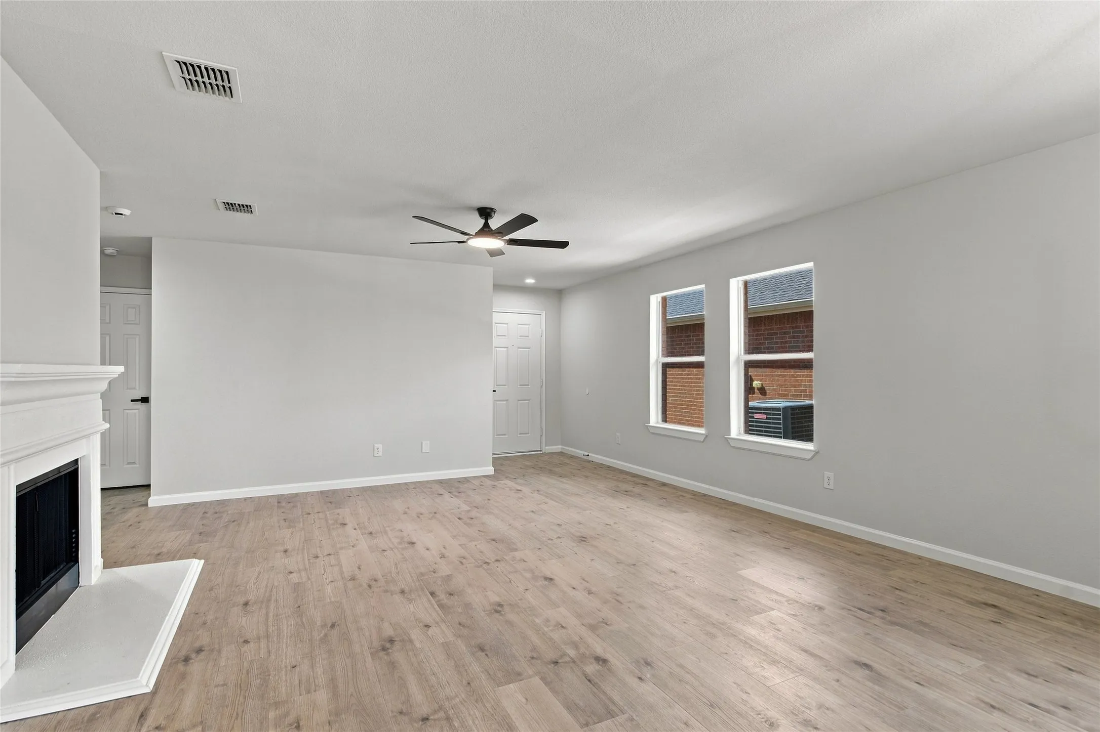 Single Family Residence For Sale in Denton County , 2708 Morning Song Drive, Little Elm, Texas 75068, 3 Bedroom, 2 Bathroom, 2 Garage spaces, 1,615 Sqft, built in 2005, mls#21377195, Real Estate Agent in Little Elm, Homes For Sale in Denton county, Homes For Sale in Little Elm, Realtor in Little Elm Texas, Real Estate Brokerage Independent Realty Texas, Luminita Cordes Realtor