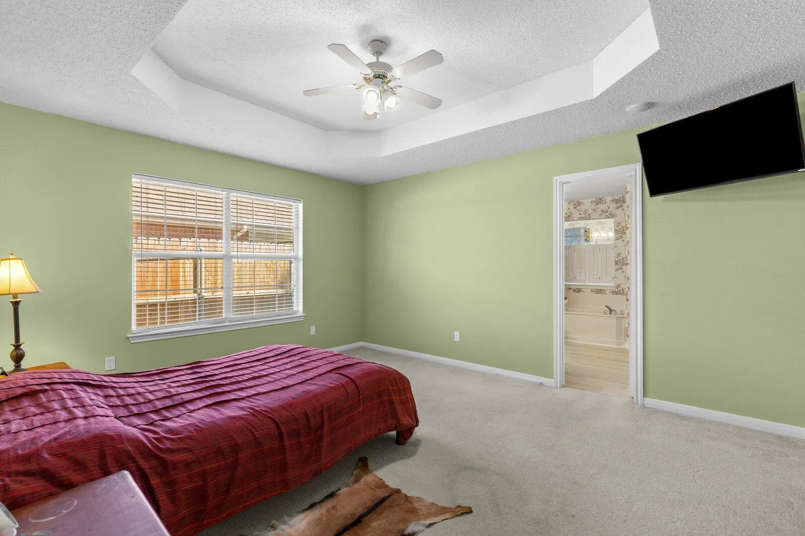 Single Family Residence For Sale in Mc Lennan County , 2800 Comanche Trail, Waco, Texas 76712, 3 Bedroom, 2 Bathroom, 2 Garage spaces, 1,572 Sqft, built in 1998, mls#21379006, Real Estate Agent in Waco, Homes For Sale in Mc Lennan county, Homes For Sale in Waco, Realtor in Waco Texas, Real Estate Brokerage Independent Realty Texas, Luminita Cordes Realtor