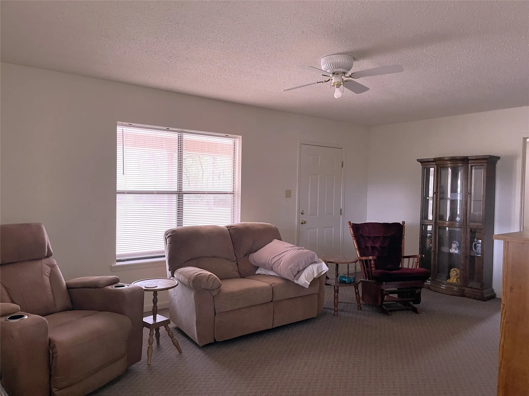 Single Family Residence For Sale in Freestone County , 113 Fcr 523, Fairfield, Texas 75840, 2 Bedroom, 1 Bathroom, Garage spaces, 866 Sqft, built in 1975, mls#21369787, Real Estate Agent in Fairfield, Homes For Sale in Freestone county, Homes For Sale in Fairfield, Realtor in Fairfield Texas, Real Estate Brokerage Independent Realty Texas, Luminita Cordes Realtor