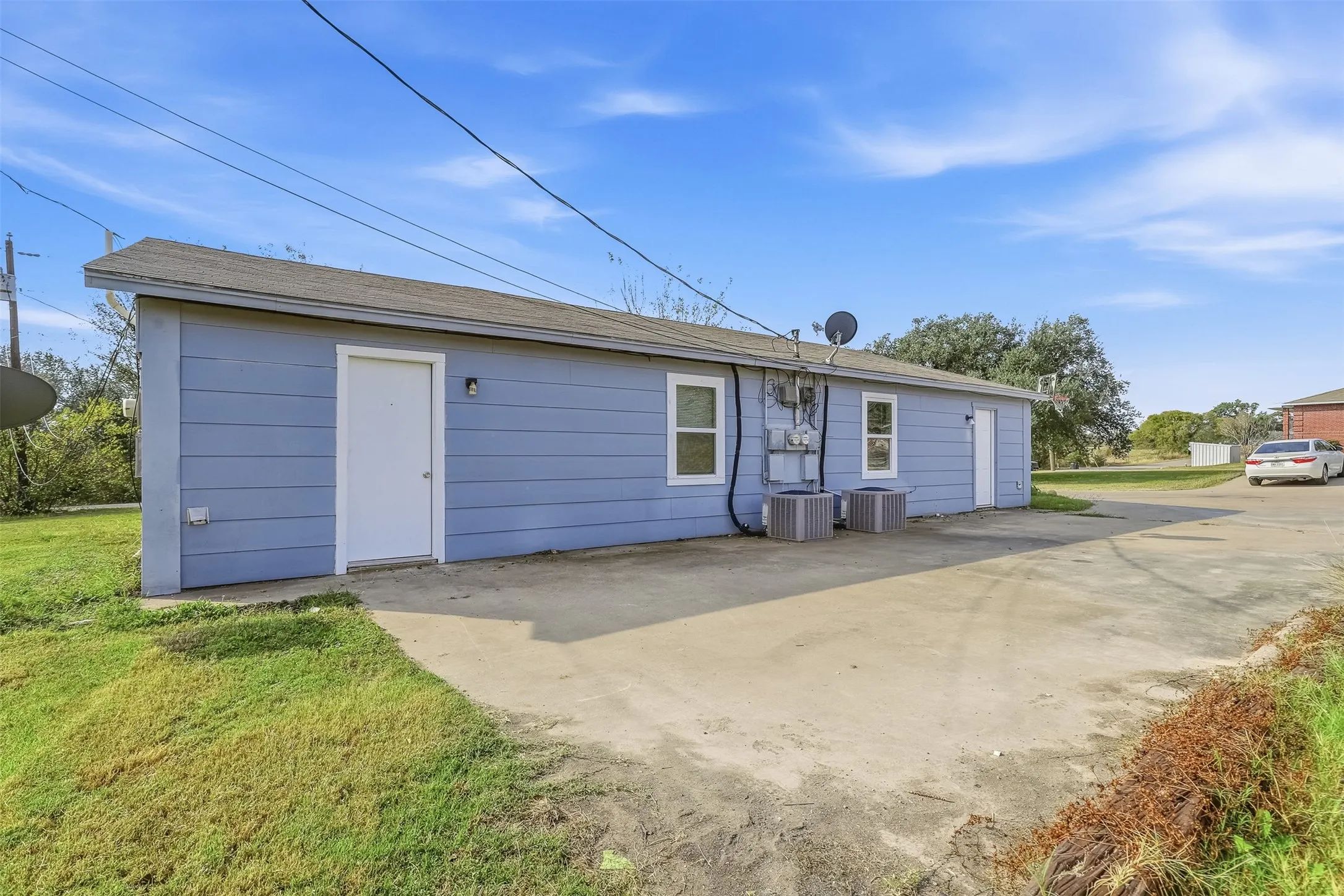 Duplex For Rent in Parker County , 217 Joyce Street B, Weatherford, Texas 76085, 2 Bedroom, 1 Bathroom, Garage spaces, 3,356 Sqft, built in 1978, mls#21379020, Real Estate Agent in Weatherford, Homes For Rent in Parker county, Homes For Rent in Weatherford, Realtor in Weatherford Texas, Real Estate Brokerage Independent Realty Texas, Luminita Cordes Realtor