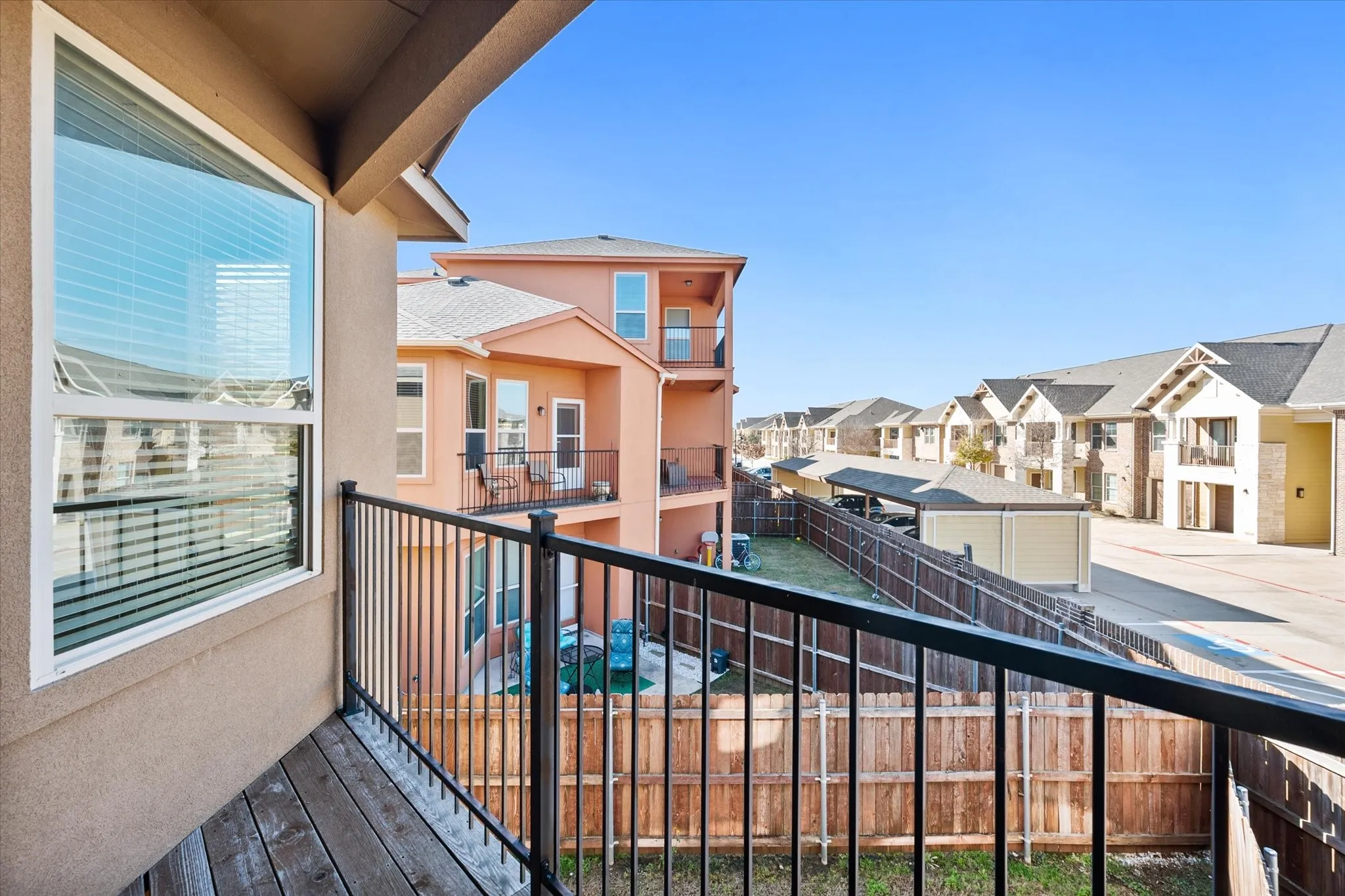 Condominium For Sale in Dallas County , 2630 Villa Di Lago 6, Grand Prairie, Texas 75054, 2 Bedroom, 2 Bathroom, 2 Garage spaces, 1,806 Sqft, built in 2014, mls#21377774, Real Estate Agent in Grand Prairie, Homes For Sale in Dallas county, Homes For Sale in Grand Prairie, Realtor in Grand Prairie Texas, Real Estate Brokerage Independent Realty Texas, Luminita Cordes Realtor