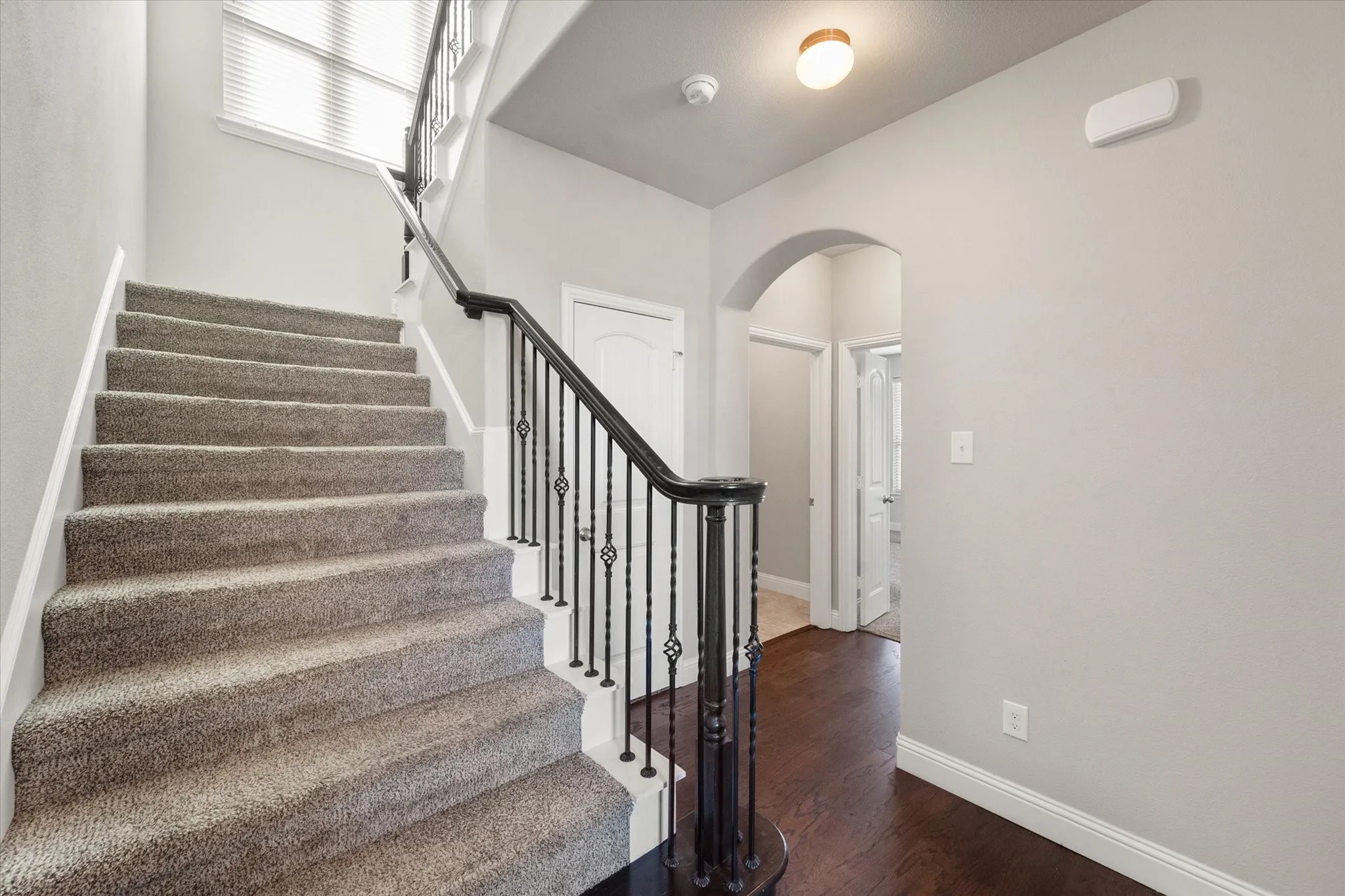 Condominium For Sale in Dallas County , 2630 Villa Di Lago 6, Grand Prairie, Texas 75054, 2 Bedroom, 2 Bathroom, 2 Garage spaces, 1,806 Sqft, built in 2014, mls#21377774, Real Estate Agent in Grand Prairie, Homes For Sale in Dallas county, Homes For Sale in Grand Prairie, Realtor in Grand Prairie Texas, Real Estate Brokerage Independent Realty Texas, Luminita Cordes Realtor