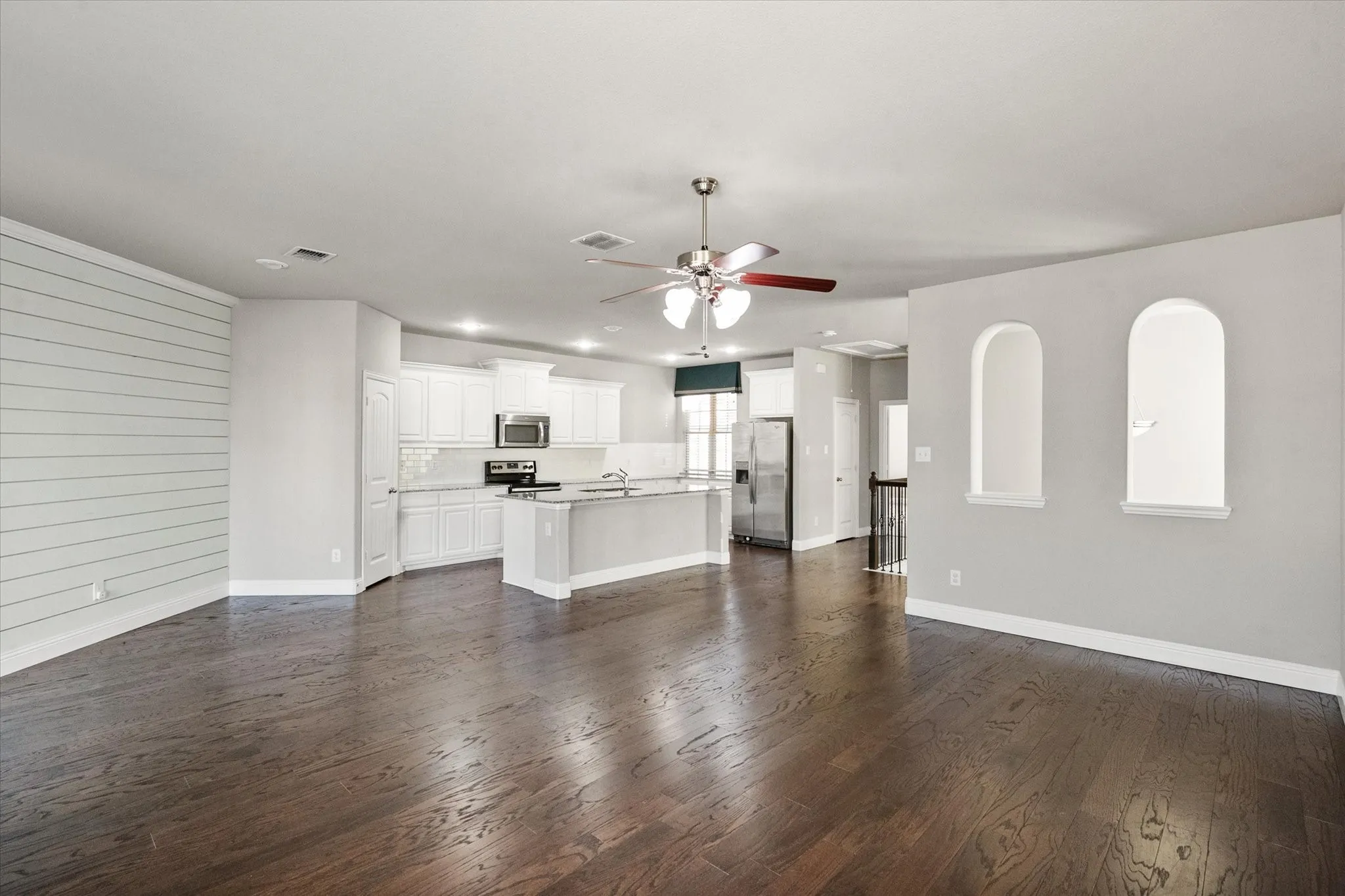Condominium For Sale in Dallas County , 2630 Villa Di Lago 6, Grand Prairie, Texas 75054, 2 Bedroom, 2 Bathroom, 2 Garage spaces, 1,806 Sqft, built in 2014, mls#21377774, Real Estate Agent in Grand Prairie, Homes For Sale in Dallas county, Homes For Sale in Grand Prairie, Realtor in Grand Prairie Texas, Real Estate Brokerage Independent Realty Texas, Luminita Cordes Realtor