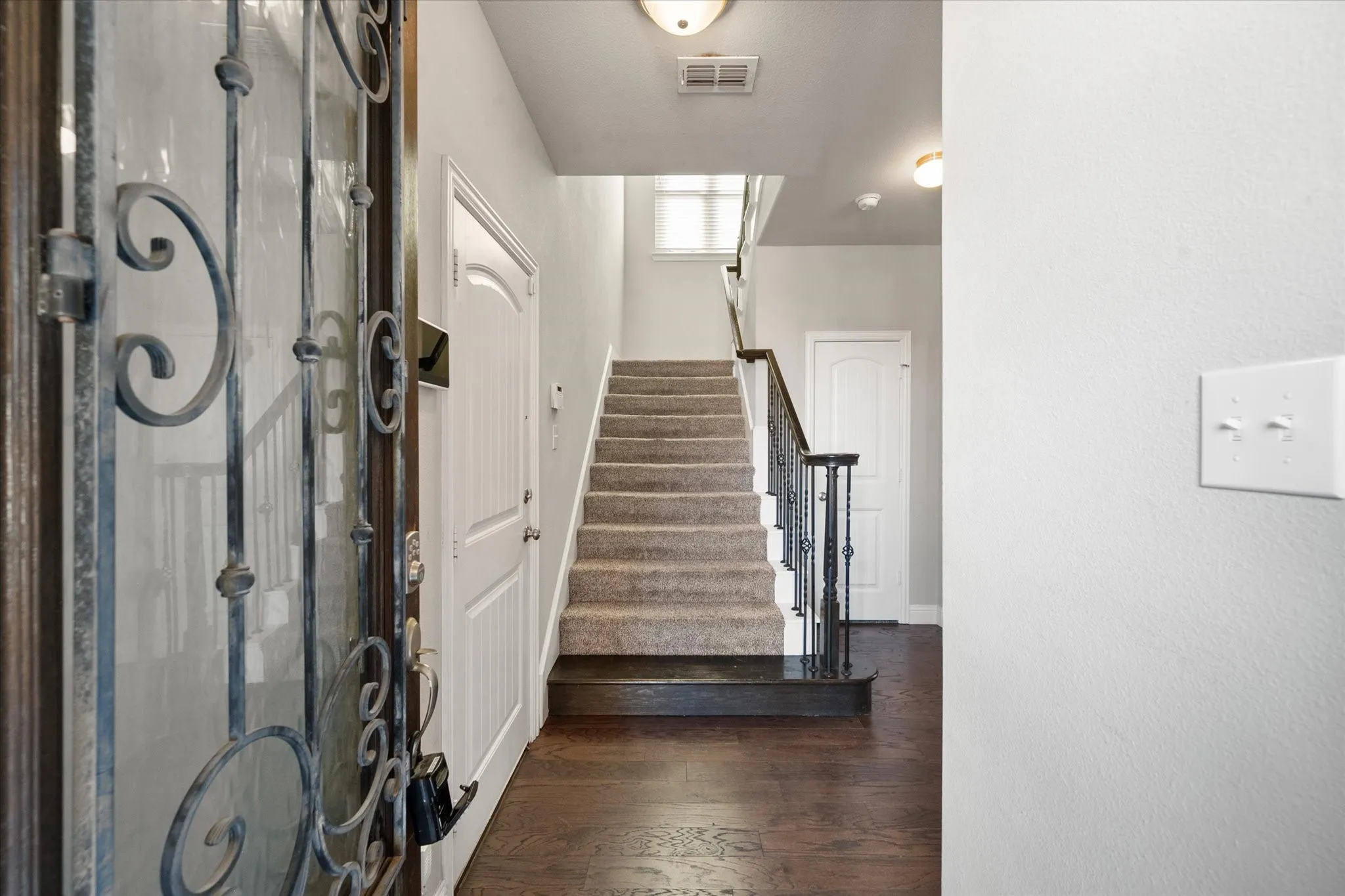 Condominium For Sale in Dallas County , 2630 Villa Di Lago 6, Grand Prairie, Texas 75054, 2 Bedroom, 2 Bathroom, 2 Garage spaces, 1,806 Sqft, built in 2014, mls#21377774, Real Estate Agent in Grand Prairie, Homes For Sale in Dallas county, Homes For Sale in Grand Prairie, Realtor in Grand Prairie Texas, Real Estate Brokerage Independent Realty Texas, Luminita Cordes Realtor