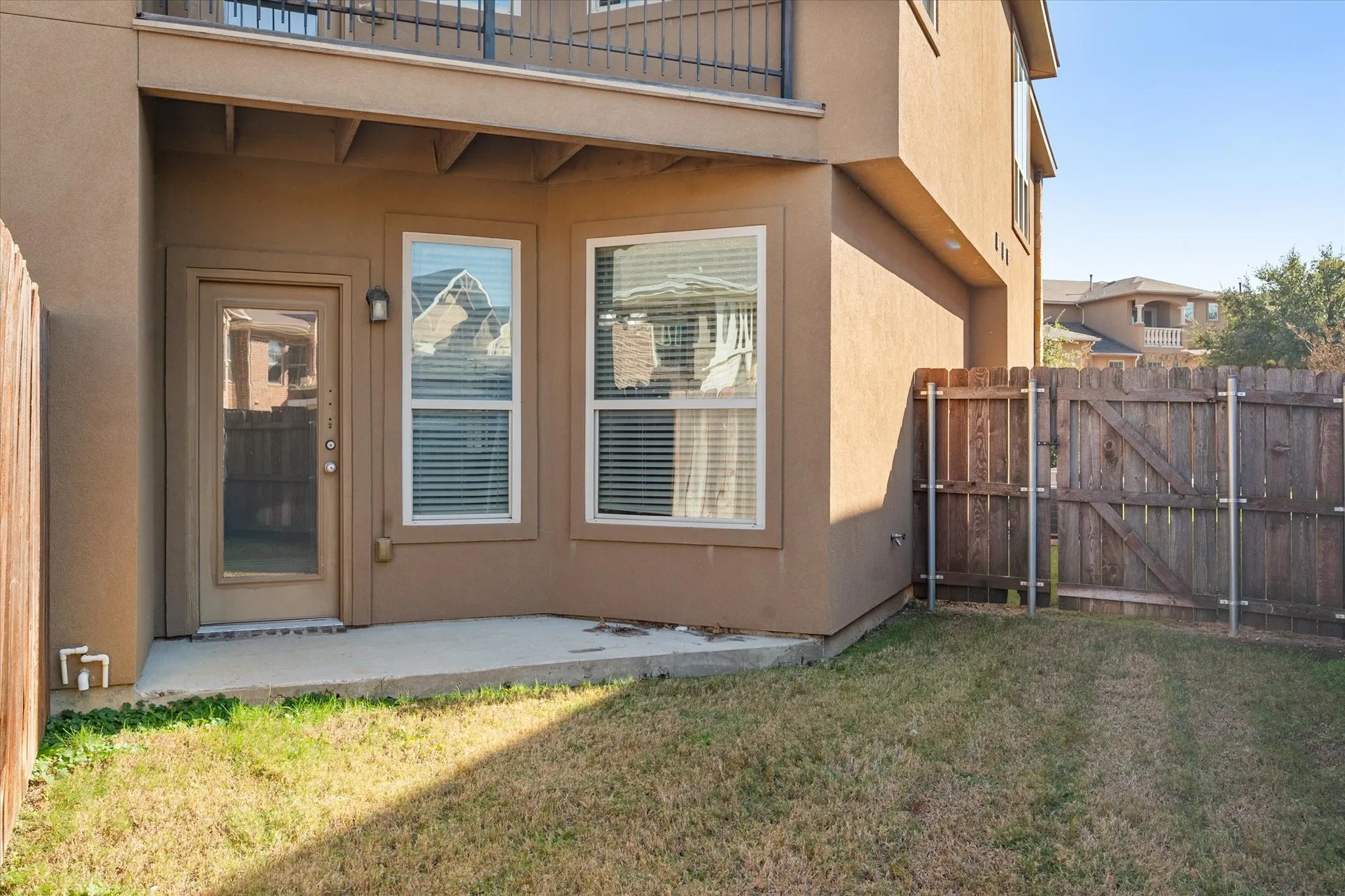 Condominium For Sale in Dallas County , 2630 Villa Di Lago 6, Grand Prairie, Texas 75054, 2 Bedroom, 2 Bathroom, 2 Garage spaces, 1,806 Sqft, built in 2014, mls#21377774, Real Estate Agent in Grand Prairie, Homes For Sale in Dallas county, Homes For Sale in Grand Prairie, Realtor in Grand Prairie Texas, Real Estate Brokerage Independent Realty Texas, Luminita Cordes Realtor