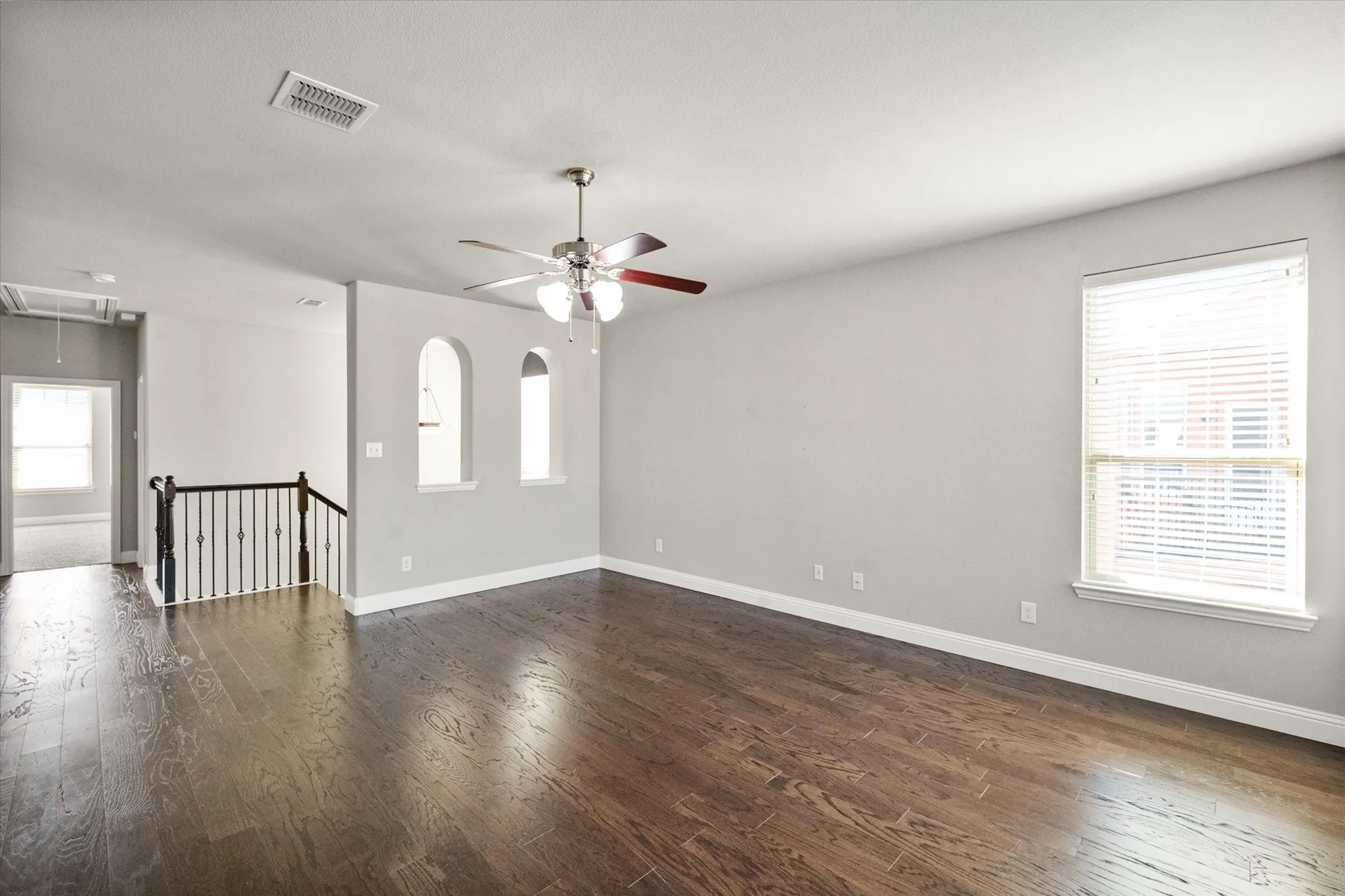 Condominium For Sale in Dallas County , 2630 Villa Di Lago 6, Grand Prairie, Texas 75054, 2 Bedroom, 2 Bathroom, 2 Garage spaces, 1,806 Sqft, built in 2014, mls#21377774, Real Estate Agent in Grand Prairie, Homes For Sale in Dallas county, Homes For Sale in Grand Prairie, Realtor in Grand Prairie Texas, Real Estate Brokerage Independent Realty Texas, Luminita Cordes Realtor
