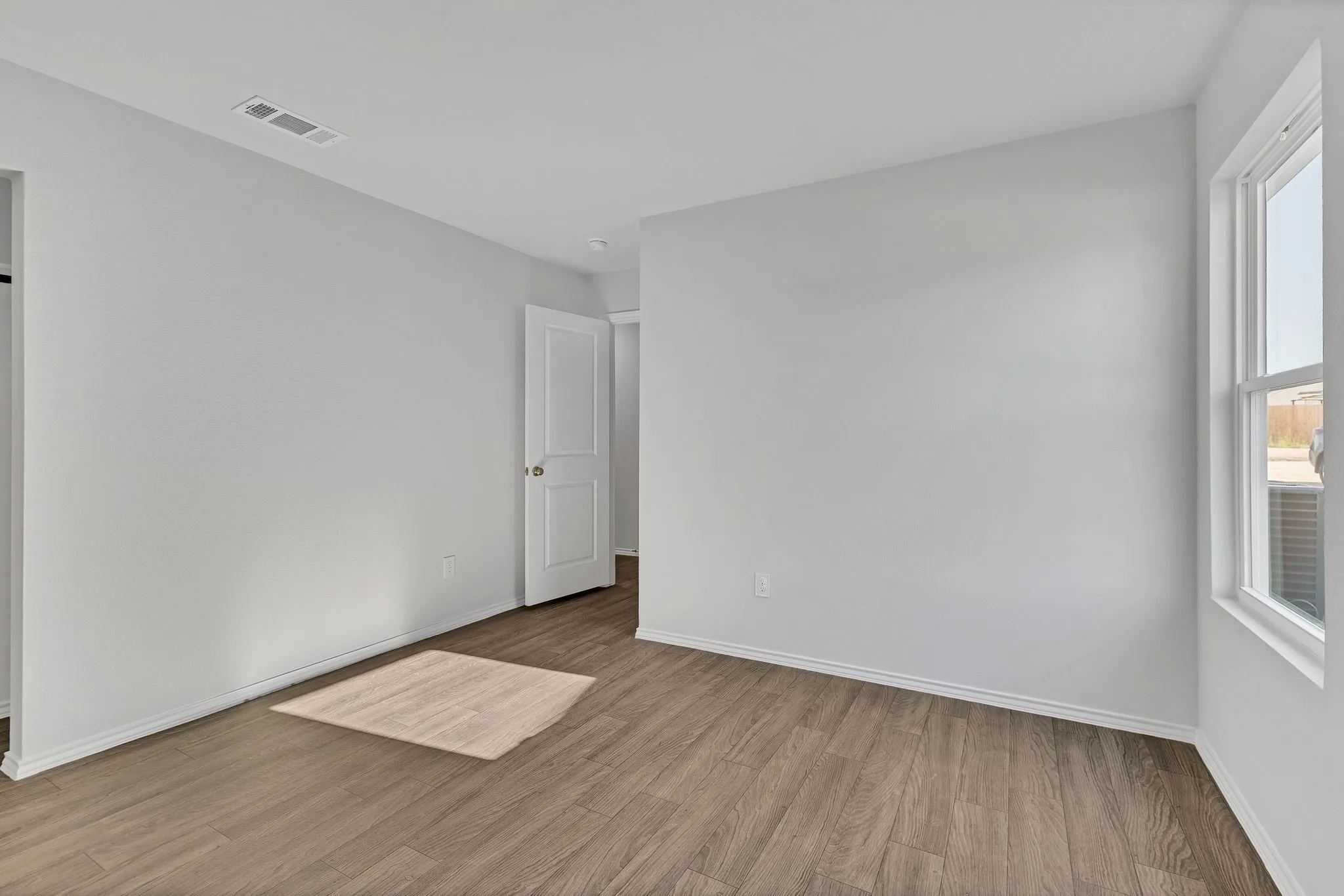 Single Family Residence For Rent in Hood County , 314 Azalea Trail, Granbury, Texas 76048, 4 Bedroom, 2 Bathroom, 2 Garage spaces, 1,510 Sqft, built in 2025, mls#21376228, Real Estate Agent in Granbury, Homes For Rent in Hood county, Homes For Rent in Granbury, Realtor in Granbury Texas, Real Estate Brokerage Independent Realty Texas, Luminita Cordes Realtor
