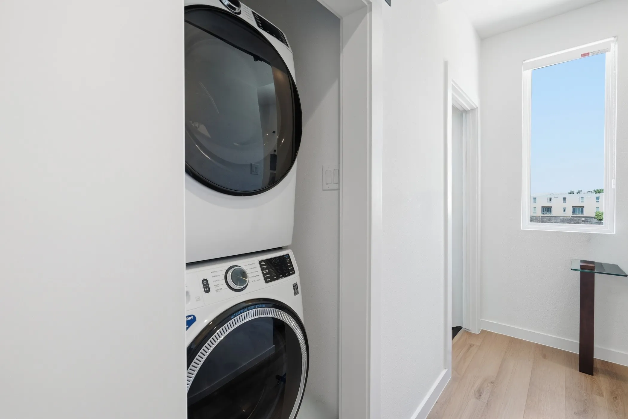 Townhouse For Rent in Dallas County , 1525 Pecos 102, Dallas, Texas 75204, 2 Bedroom, 3 Bathroom, 2 Garage spaces, 1,852 Sqft, built in 2025, mls#21379013, Real Estate Agent in Dallas, Homes For Rent in Dallas county, Homes For Rent in Dallas, Realtor in Dallas Texas, Real Estate Brokerage Independent Realty Texas, Luminita Cordes Realtor