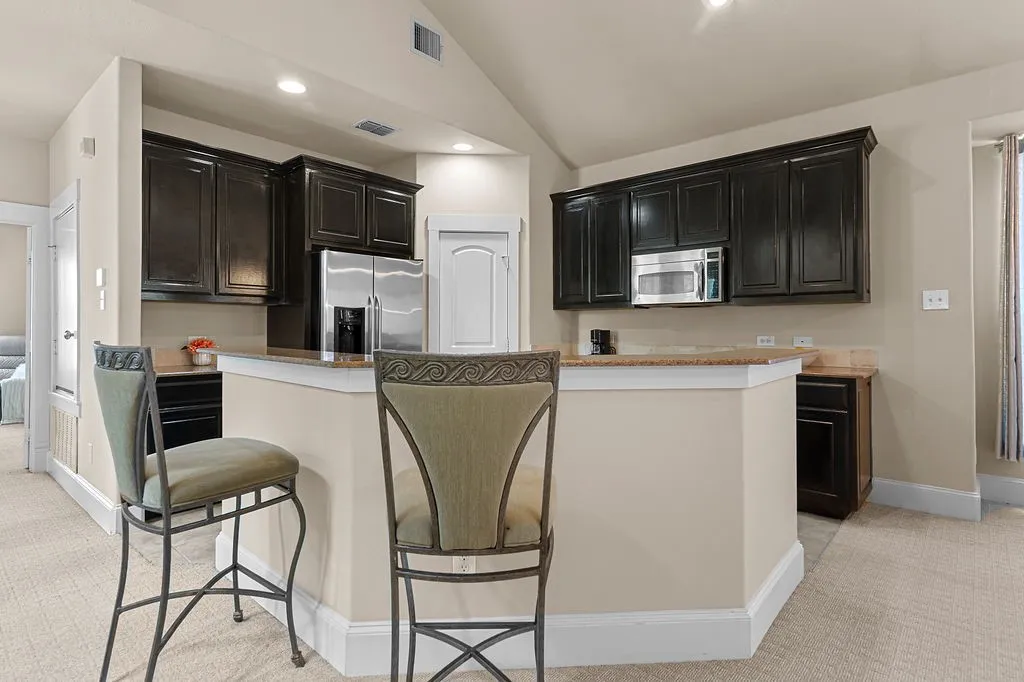 Townhouse For Sale in Dallas County , 2635 Villa Di Lago 1, Grand Prairie, Texas 75054, 2 Bedroom, 3 Bathroom, 2 Garage spaces, 1,906 Sqft, built in 2006, mls#21376191, Real Estate Agent in Grand Prairie, Homes For Sale in Dallas county, Homes For Sale in Grand Prairie, Realtor in Grand Prairie Texas, Real Estate Brokerage Independent Realty Texas, Luminita Cordes Realtor