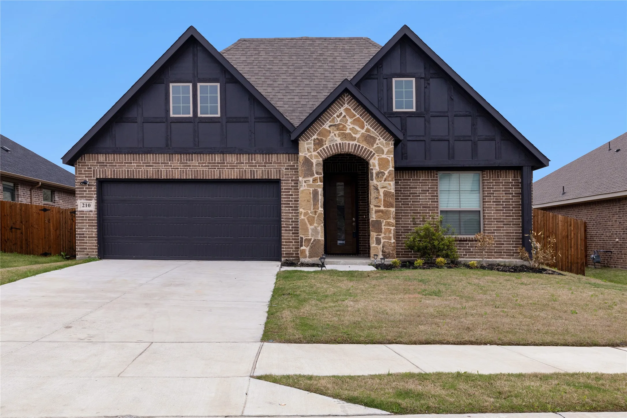 Single Family Residence For Rent in Collin County , 210 Nathan Drive, Princeton, Texas 75407, 3 Bedroom, 2 Bathroom, 2 Garage spaces, 1,800 Sqft, built in 2023, mls#21378211, Real Estate Agent in Princeton, Homes For Rent in Collin county, Homes For Rent in Princeton, Realtor in Princeton Texas, Real Estate Brokerage Independent Realty Texas, Luminita Cordes Realtor