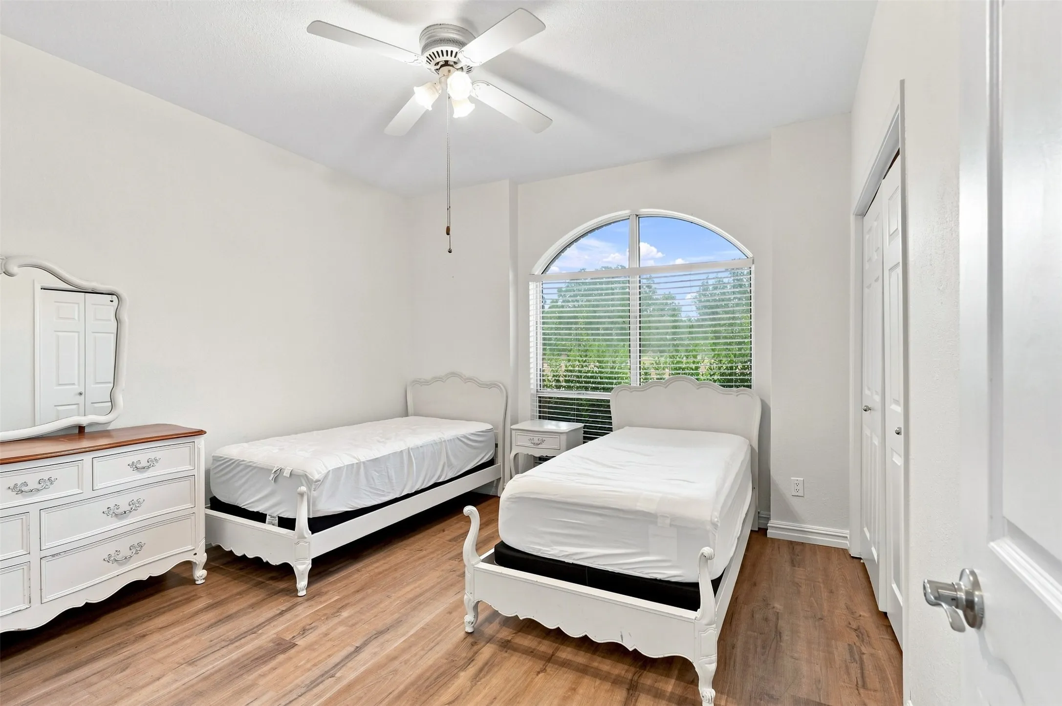 Bedroom Set Negotiable