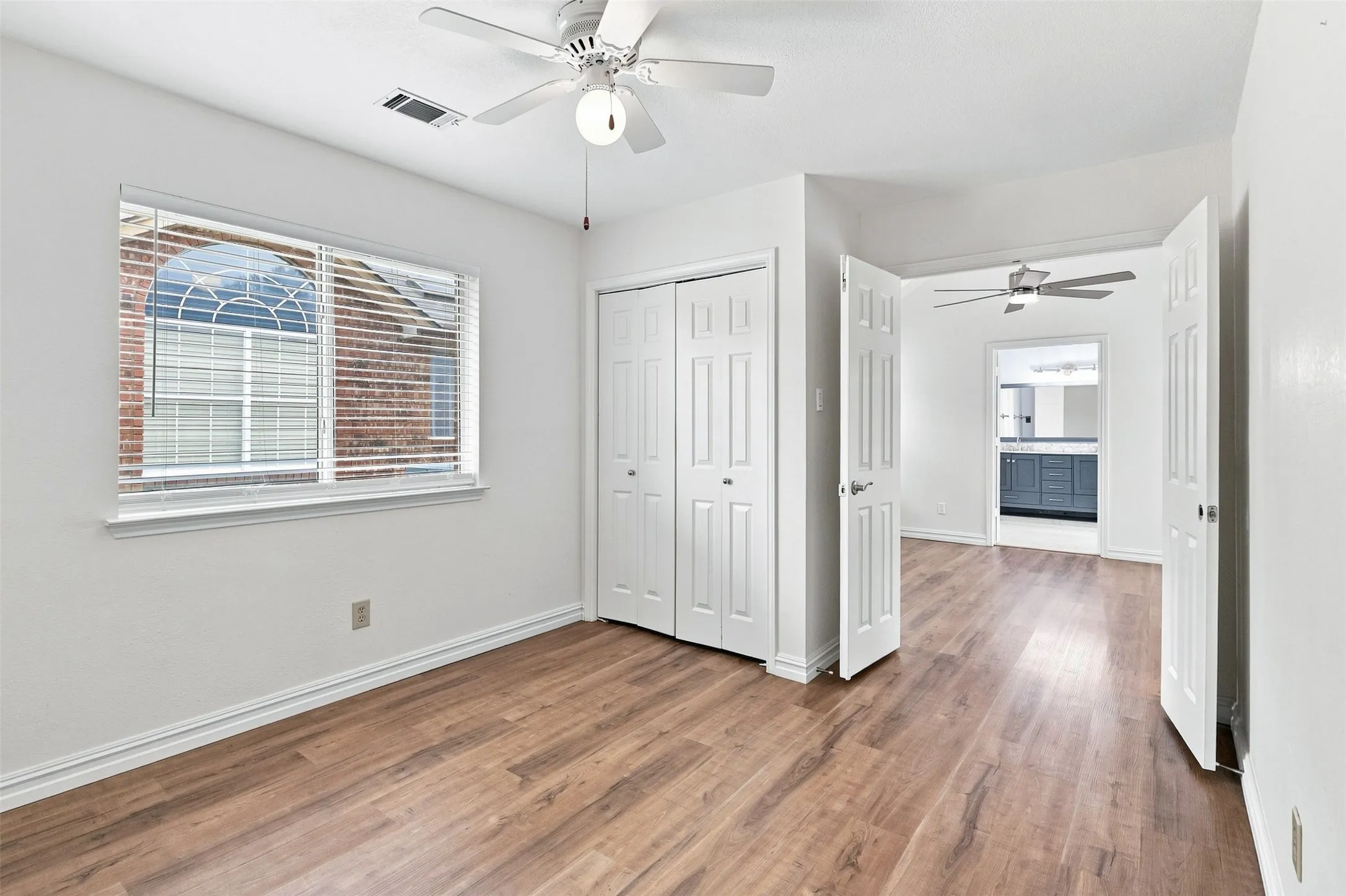 Single Family Residence For Sale in Denton County , 2126 Greenstone Trail, Carrollton, Texas 75010, 4 Bedroom, 2 Bathroom, 2 Garage spaces, 2,193 Sqft, built in 1986, mls#21379017, Real Estate Agent in Carrollton, Homes For Sale in Denton county, Homes For Sale in Carrollton, Realtor in Carrollton Texas, Real Estate Brokerage Independent Realty Texas, Luminita Cordes Realtor