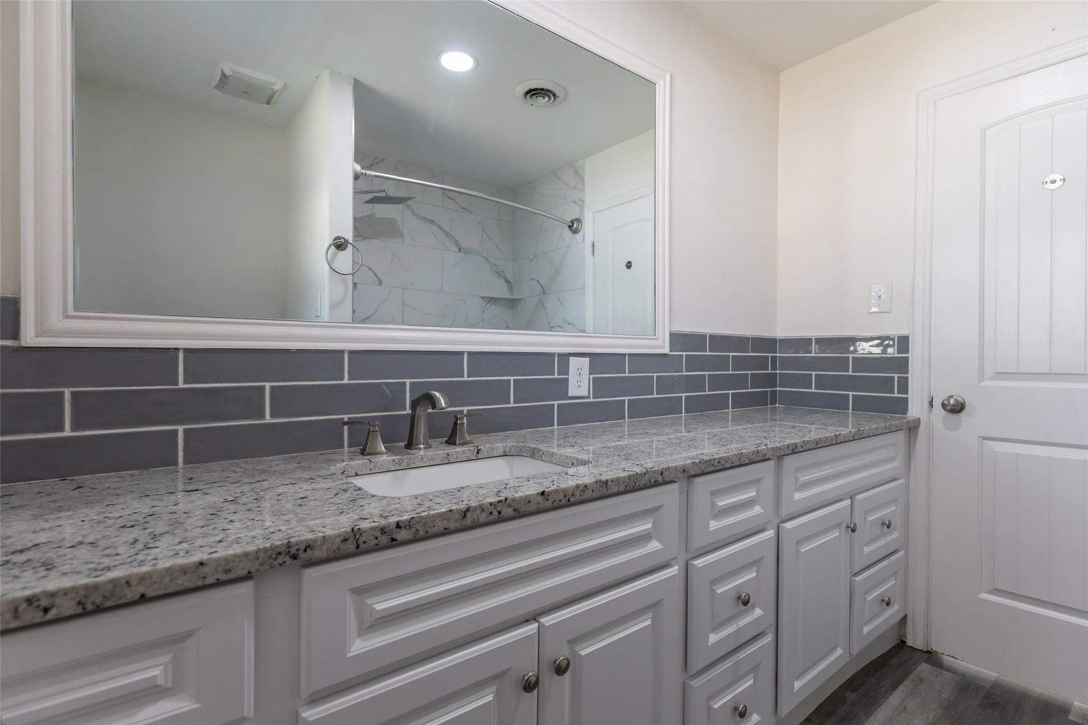 Single Family Residence For Sale in Taylor County , 2001 Minter Lane, Abilene, Texas 79603, 3 Bedroom, 2 Bathroom, 2 Garage spaces, 1,802 Sqft, built in 1962, mls#21378404, Real Estate Agent in Abilene, Homes For Sale in Taylor county, Homes For Sale in Abilene, Realtor in Abilene Texas, Real Estate Brokerage Independent Realty Texas, Luminita Cordes Realtor