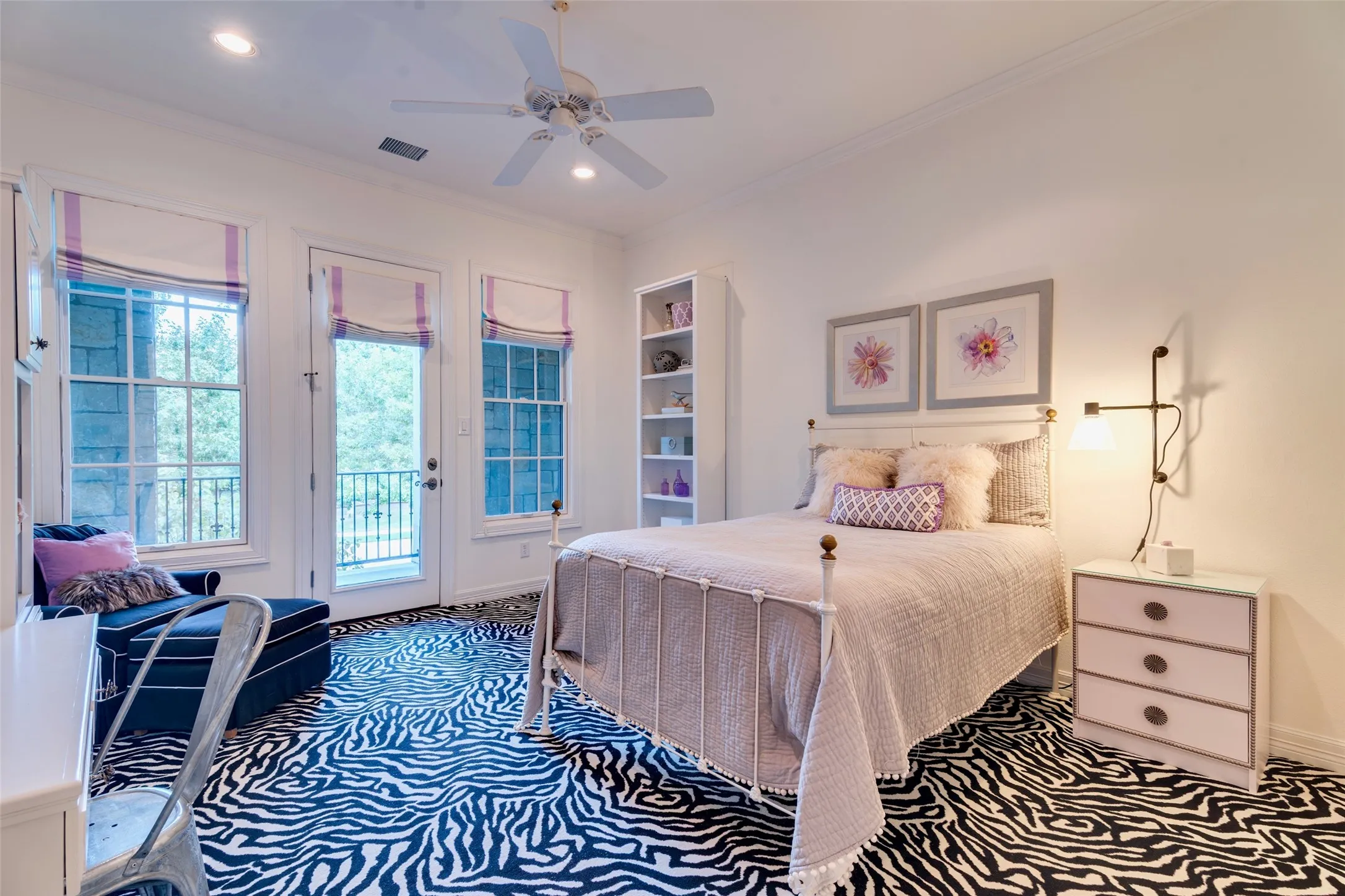 Single Family Residence For Sale in Collin County , 3809 Cantera Lane, Richardson, Texas 75082, 4 Bedroom, 6 Bathroom, 4 Garage spaces, 6,184 Sqft, built in 2009, mls#21377353, Real Estate Agent in Richardson, Homes For Sale in Collin county, Homes For Sale in Richardson, Realtor in Richardson Texas, Real Estate Brokerage Independent Realty Texas, Luminita Cordes Realtor