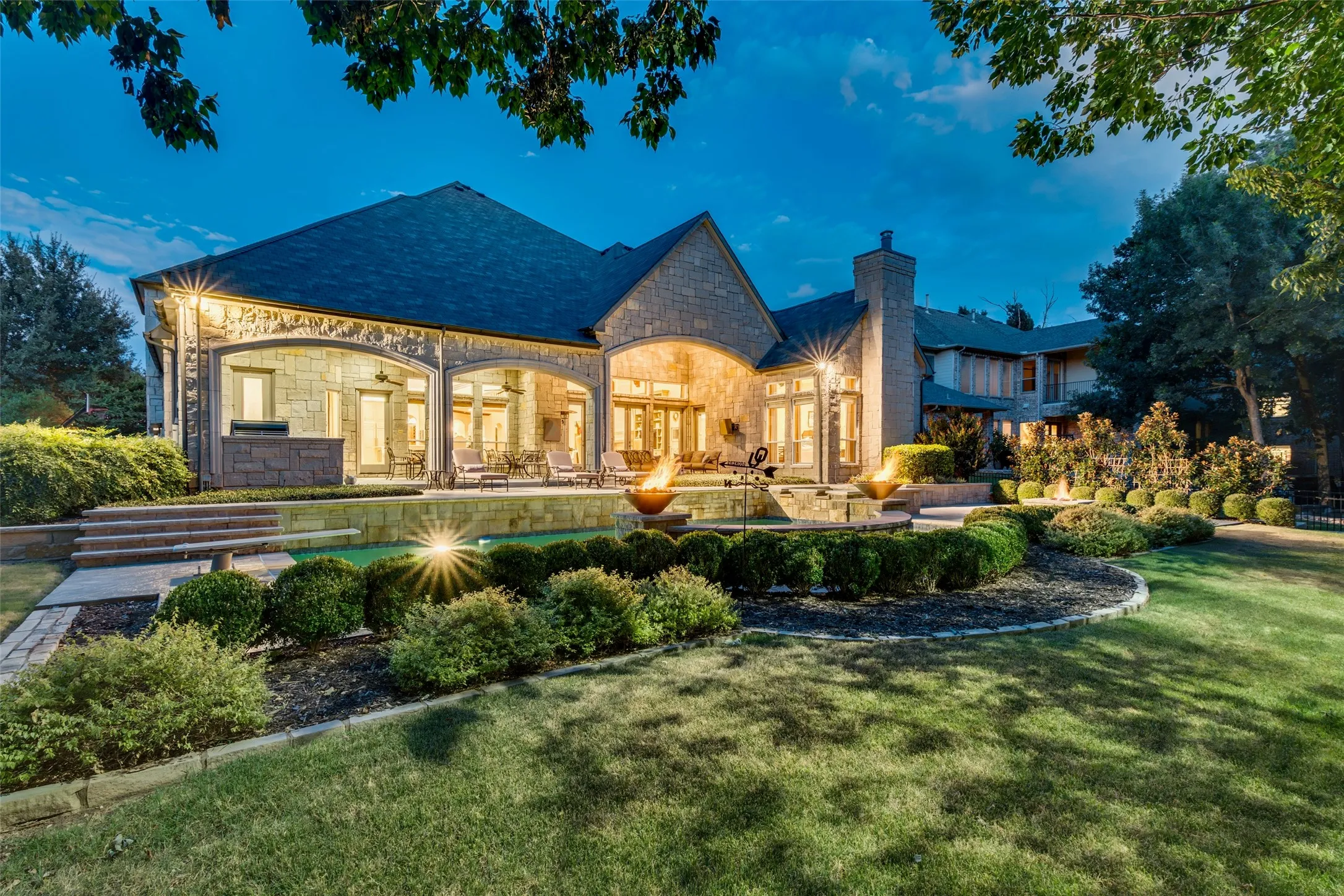 Single Family Residence For Sale in Collin County , 3809 Cantera Lane, Richardson, Texas 75082, 4 Bedroom, 6 Bathroom, 4 Garage spaces, 6,184 Sqft, built in 2009, mls#21377353, Real Estate Agent in Richardson, Homes For Sale in Collin county, Homes For Sale in Richardson, Realtor in Richardson Texas, Real Estate Brokerage Independent Realty Texas, Luminita Cordes Realtor