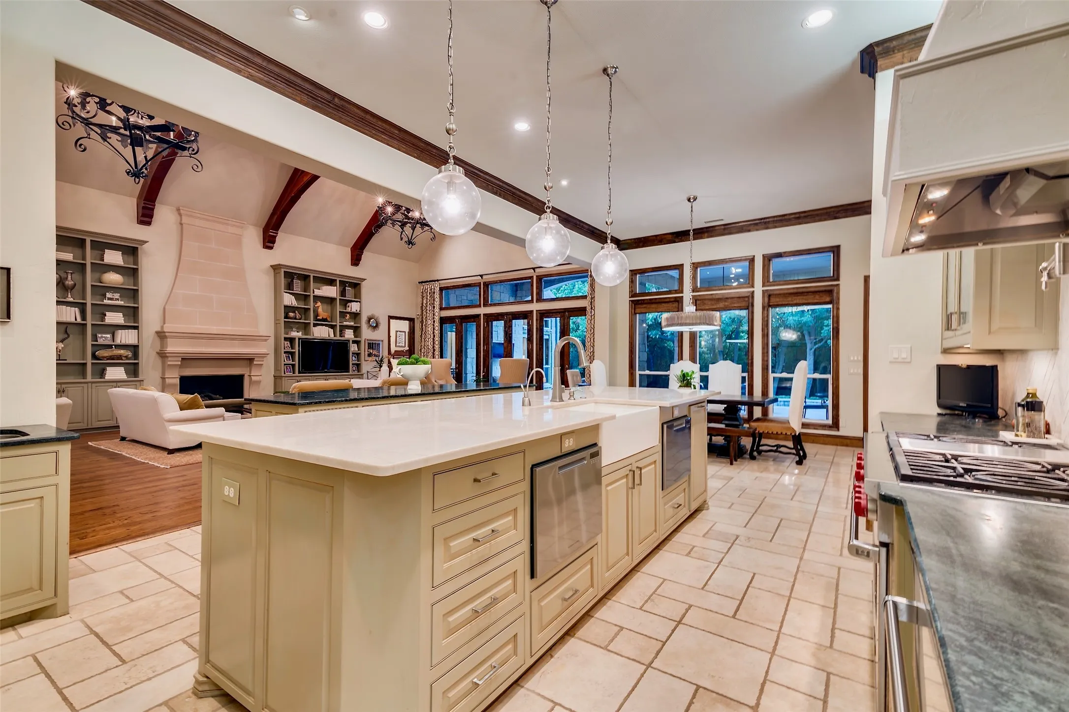 Single Family Residence For Sale in Collin County , 3809 Cantera Lane, Richardson, Texas 75082, 4 Bedroom, 6 Bathroom, 4 Garage spaces, 6,184 Sqft, built in 2009, mls#21377353, Real Estate Agent in Richardson, Homes For Sale in Collin county, Homes For Sale in Richardson, Realtor in Richardson Texas, Real Estate Brokerage Independent Realty Texas, Luminita Cordes Realtor