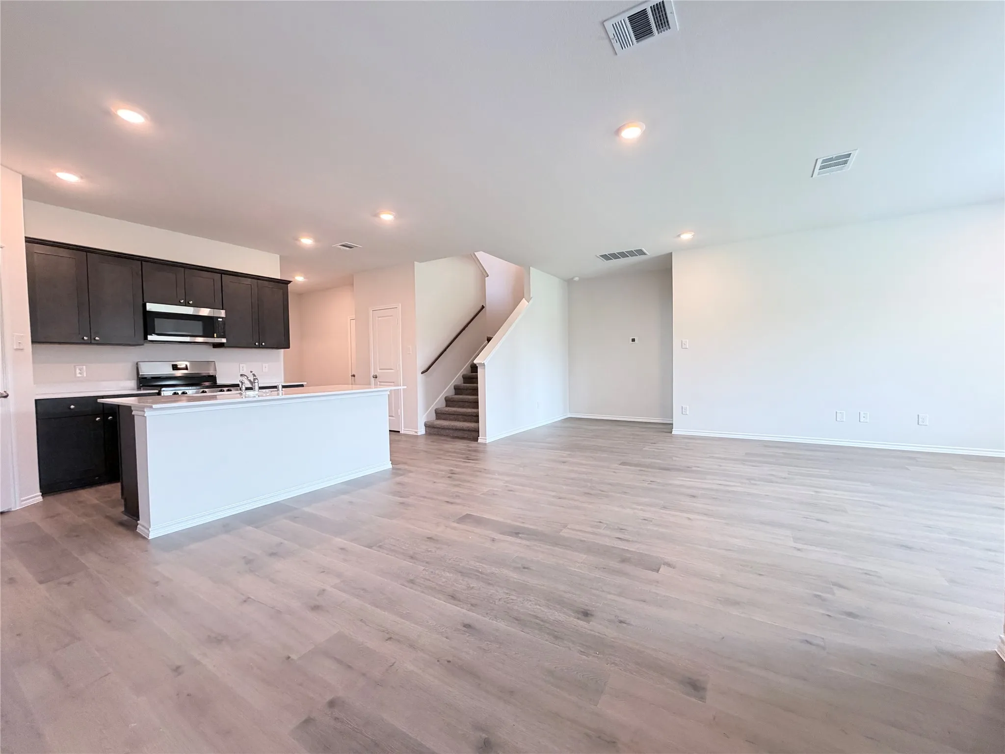Single Family Residence For Rent in Collin County , 621 Dunhill Road, Josephine, Texas 75135, 4 Bedroom, 3 Bathroom, 2 Garage spaces, 2,235 Sqft, built in 2026, mls#21379070, Real Estate Agent in Josephine, Homes For Rent in Collin county, Homes For Rent in Josephine, Realtor in Josephine Texas, Real Estate Brokerage Independent Realty Texas, Luminita Cordes Realtor