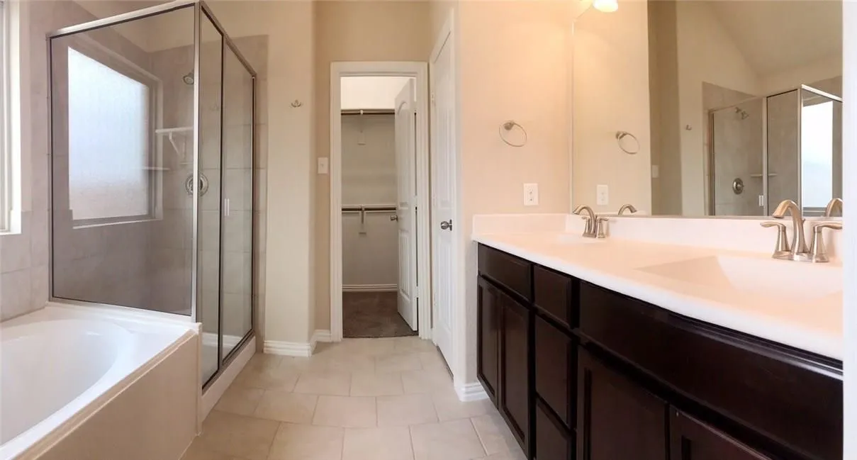 Single Family Residence For Rent in Denton County , 4700 Woodard Lane, Frisco, Texas 75036, 3 Bedroom, 3 Bathroom, 2 Garage spaces, 1,874 Sqft, built in 2016, mls#21374269, Real Estate Agent in Frisco, Homes For Rent in Denton county, Homes For Rent in Frisco, Realtor in Frisco Texas, Real Estate Brokerage Independent Realty Texas, Luminita Cordes Realtor