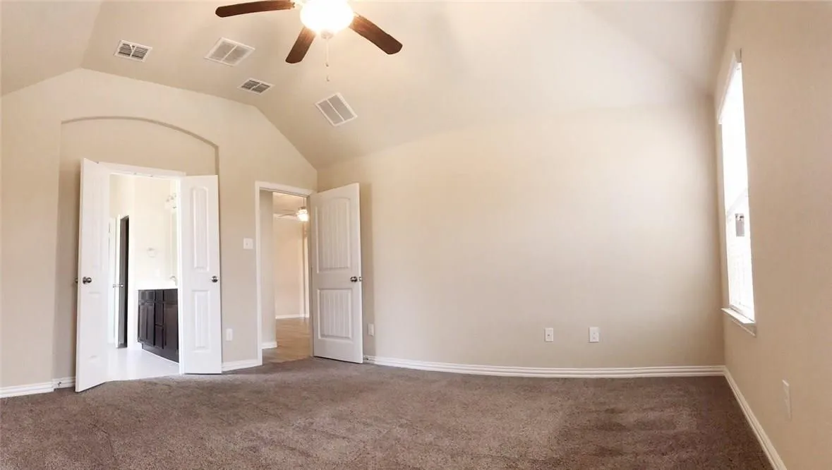 Single Family Residence For Rent in Denton County , 4700 Woodard Lane, Frisco, Texas 75036, 3 Bedroom, 3 Bathroom, 2 Garage spaces, 1,874 Sqft, built in 2016, mls#21374269, Real Estate Agent in Frisco, Homes For Rent in Denton county, Homes For Rent in Frisco, Realtor in Frisco Texas, Real Estate Brokerage Independent Realty Texas, Luminita Cordes Realtor