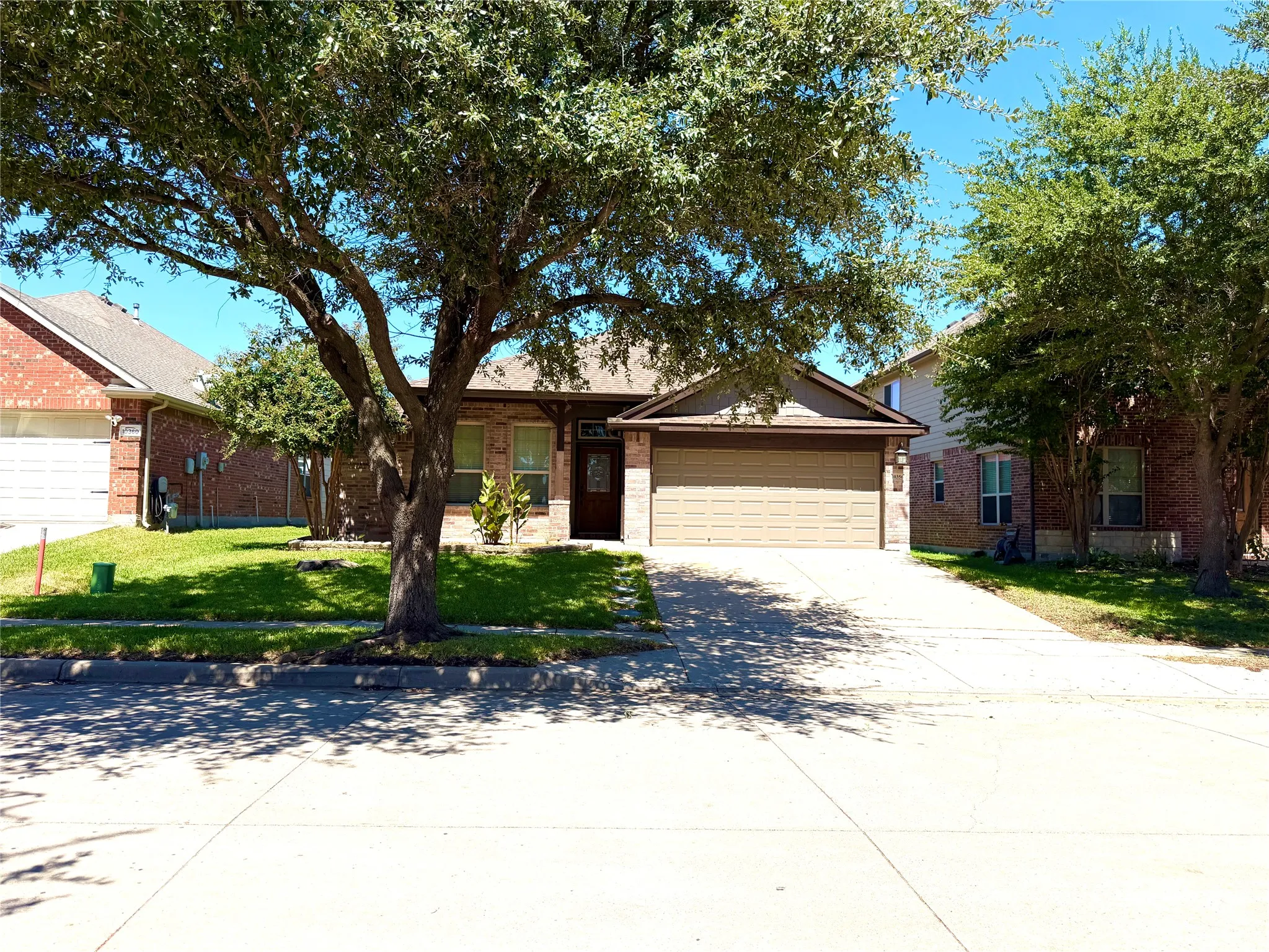 Single Family Residence For Sale in Tarrant County , 10356 Bradshaw Drive, Fort Worth, Texas 76108, 3 Bedroom, 2 Bathroom, 2 Garage spaces, 1,700 Sqft, built in 2008, mls#21374313, Real Estate Agent in Fort Worth, Homes For Sale in Tarrant county, Homes For Sale in Fort Worth, Realtor in Fort Worth Texas, Real Estate Brokerage Independent Realty Texas, Luminita Cordes Realtor