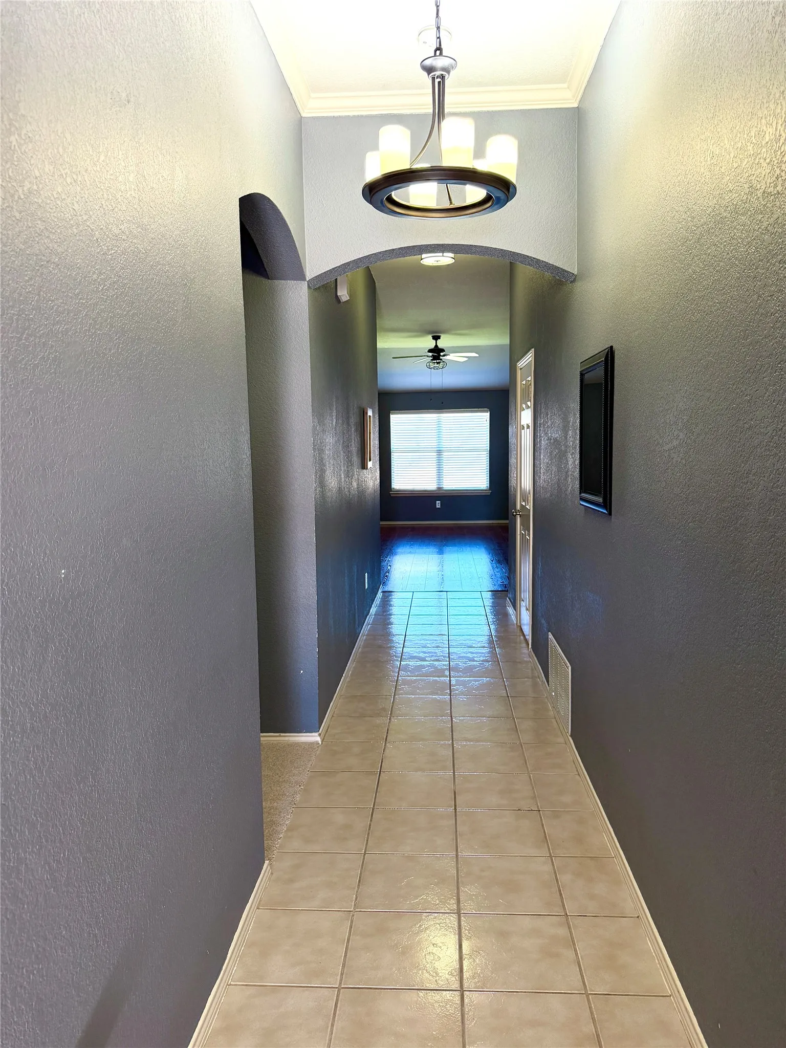Single Family Residence For Sale in Tarrant County , 10356 Bradshaw Drive, Fort Worth, Texas 76108, 3 Bedroom, 2 Bathroom, 2 Garage spaces, 1,700 Sqft, built in 2008, mls#21374313, Real Estate Agent in Fort Worth, Homes For Sale in Tarrant county, Homes For Sale in Fort Worth, Realtor in Fort Worth Texas, Real Estate Brokerage Independent Realty Texas, Luminita Cordes Realtor