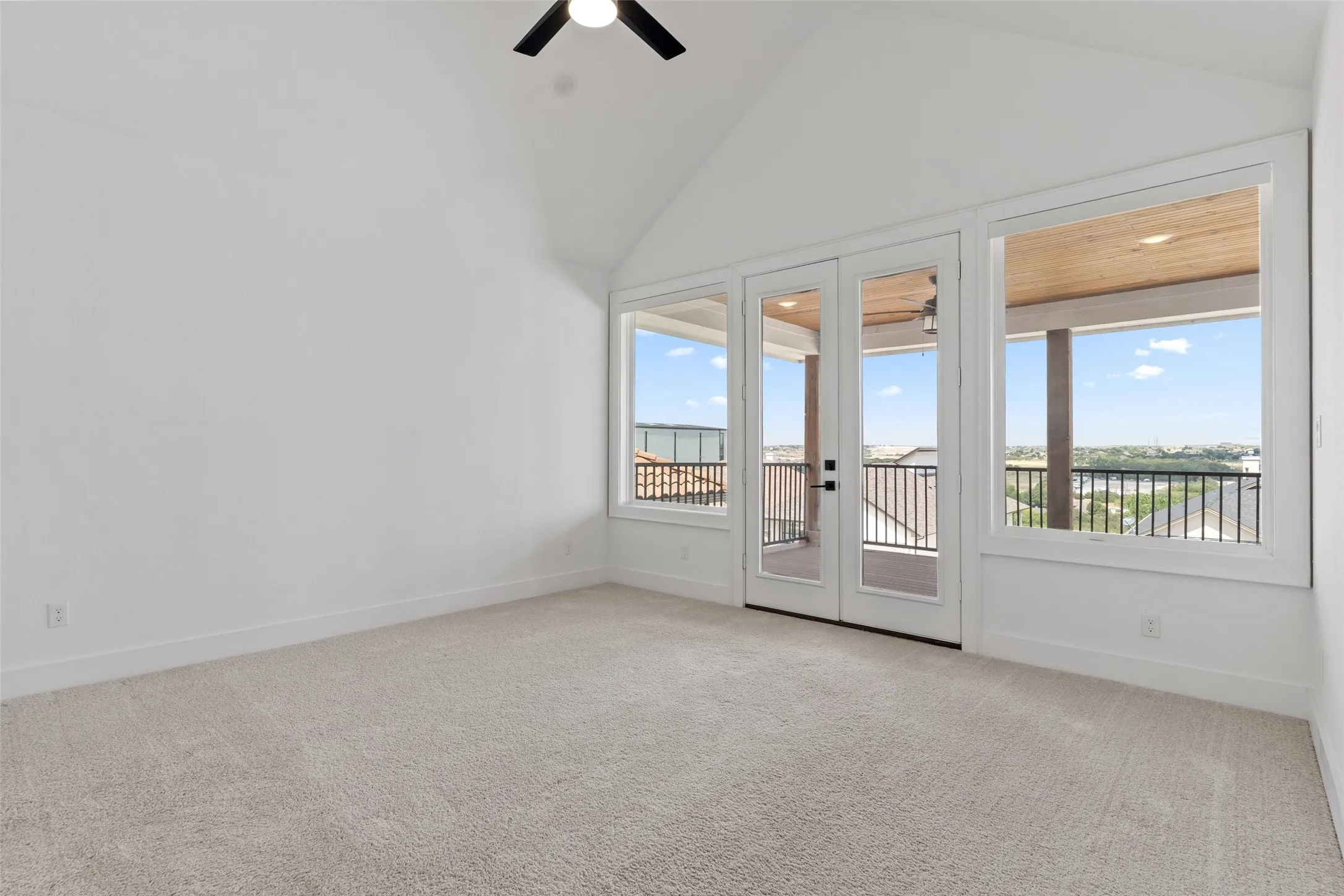 Single Family Residence For Sale in Tarrant County , 9053 Quarry Hill Court, Fort Worth, Texas 76179, 4 Bedroom, 3 Bathroom, 2 Garage spaces, 2,702 Sqft, built in 2021, mls#21377084, Real Estate Agent in Fort Worth, Homes For Sale in Tarrant county, Homes For Sale in Fort Worth, Realtor in Fort Worth Texas, Real Estate Brokerage Independent Realty Texas, Luminita Cordes Realtor