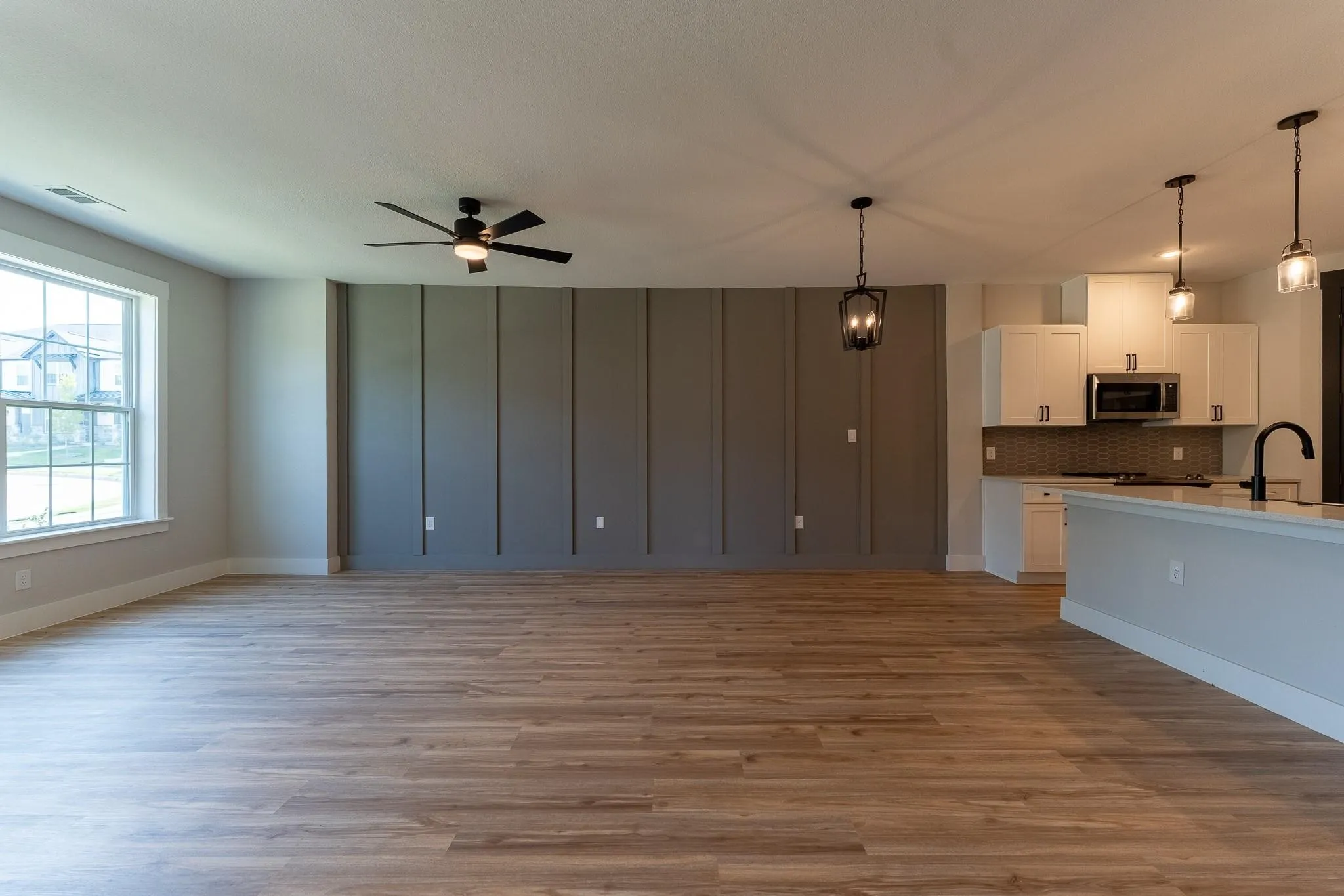 Townhouse For Rent in Collin County , 1744 Palladio Loop, Princeton, Texas 75407, 3 Bedroom, 4 Bathroom, 2 Garage spaces, 1,944 Sqft, built in 2023, mls#21378559, Real Estate Agent in Princeton, Homes For Rent in Collin county, Homes For Rent in Princeton, Realtor in Princeton Texas, Real Estate Brokerage Independent Realty Texas, Luminita Cordes Realtor