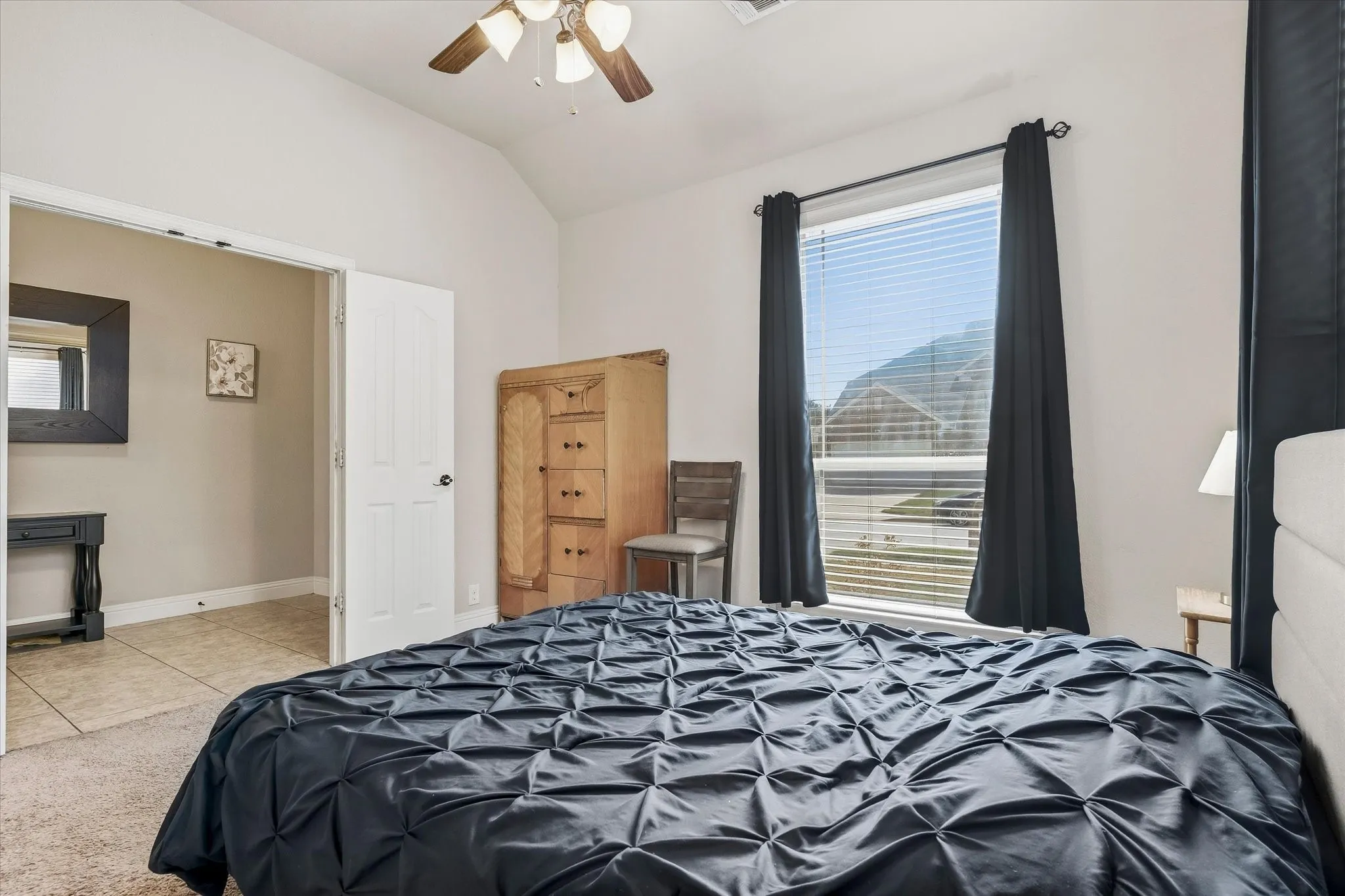 Single Family Residence For Sale in Tarrant County , 4336 Sweet Clover Lane, Fort Worth, Texas 76036, 5 Bedroom, 3 Bathroom, 2 Garage spaces, 2,490 Sqft, built in 2015, mls#21379019, Real Estate Agent in Fort Worth, Homes For Sale in Tarrant county, Homes For Sale in Fort Worth, Realtor in Fort Worth Texas, Real Estate Brokerage Independent Realty Texas, Luminita Cordes Realtor