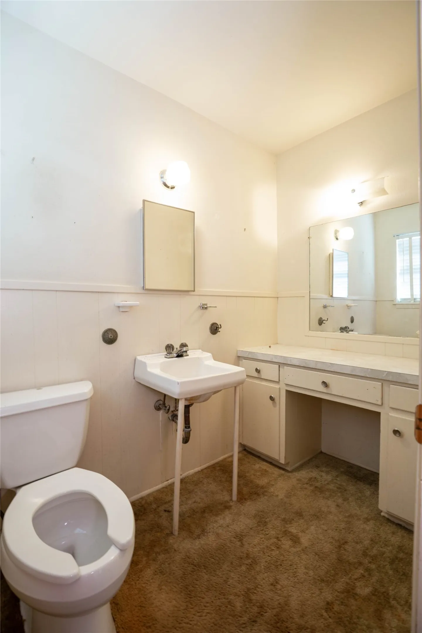 Single Family Residence For Sale in Mc Lennan County , 736 N 57th Street, Waco, Texas 76710, 3 Bedroom, 2 Bathroom, 2 Garage spaces, 1,379 Sqft, built in 1961, mls#21379060, Real Estate Agent in Waco, Homes For Sale in Mc Lennan county, Homes For Sale in Waco, Realtor in Waco Texas, Real Estate Brokerage Independent Realty Texas, Luminita Cordes Realtor
