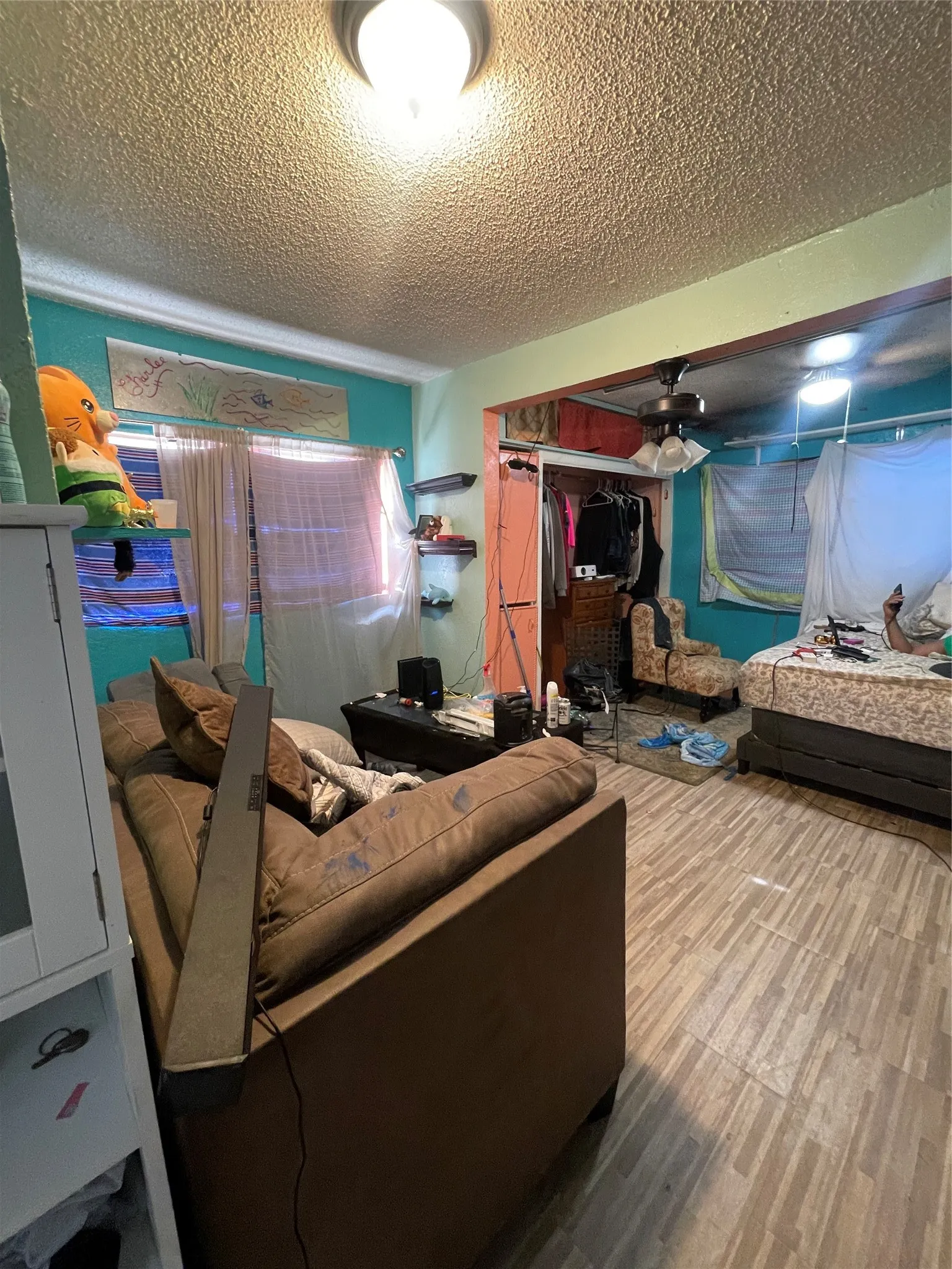 Single Family Residence For Sale in Tarrant County , 516 S Edgewood Terrace, Fort Worth, Texas 76103, 2 Bedroom, 1 Bathroom, Garage spaces, 654 Sqft, built in 1965, mls#21377923, Real Estate Agent in Fort Worth, Homes For Sale in Tarrant county, Homes For Sale in Fort Worth, Realtor in Fort Worth Texas, Real Estate Brokerage Independent Realty Texas, Luminita Cordes Realtor
