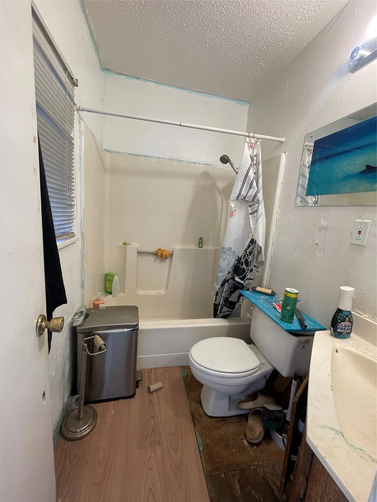 Single Family Residence For Sale in Tarrant County , 516 S Edgewood Terrace, Fort Worth, Texas 76103, 2 Bedroom, 1 Bathroom, Garage spaces, 654 Sqft, built in 1965, mls#21377923, Real Estate Agent in Fort Worth, Homes For Sale in Tarrant county, Homes For Sale in Fort Worth, Realtor in Fort Worth Texas, Real Estate Brokerage Independent Realty Texas, Luminita Cordes Realtor
