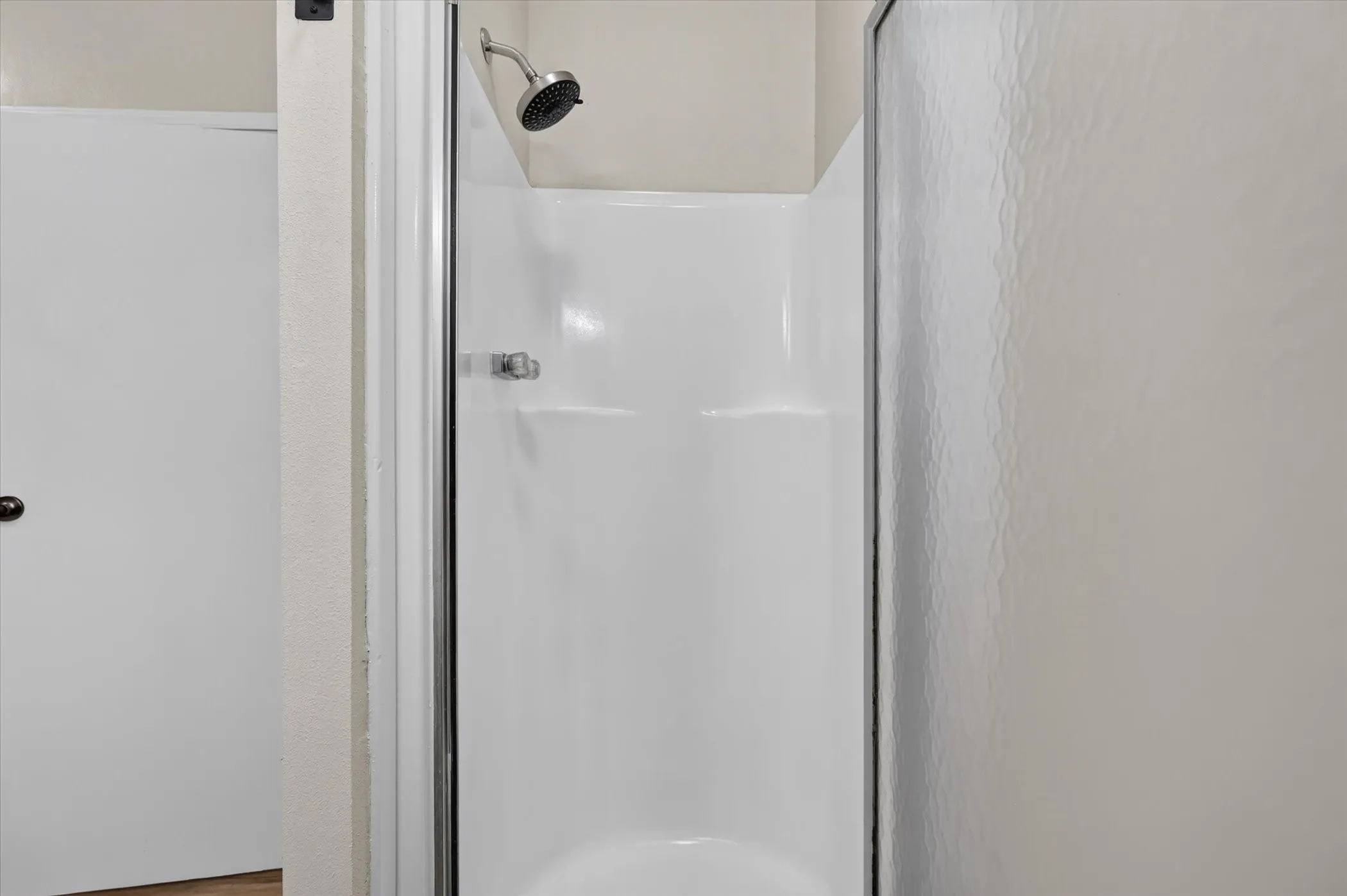 Mobile Home For Sale in Ellis County , 953 Big Sky Drive, Waxahachie, Texas 75167, 3 Bedroom, 2 Bathroom, Garage spaces, 1,456 Sqft, built in 1998, mls#21378402, Real Estate Agent in Waxahachie, Homes For Sale in Ellis county, Homes For Sale in Waxahachie, Realtor in Waxahachie Texas, Real Estate Brokerage Independent Realty Texas, Luminita Cordes Realtor