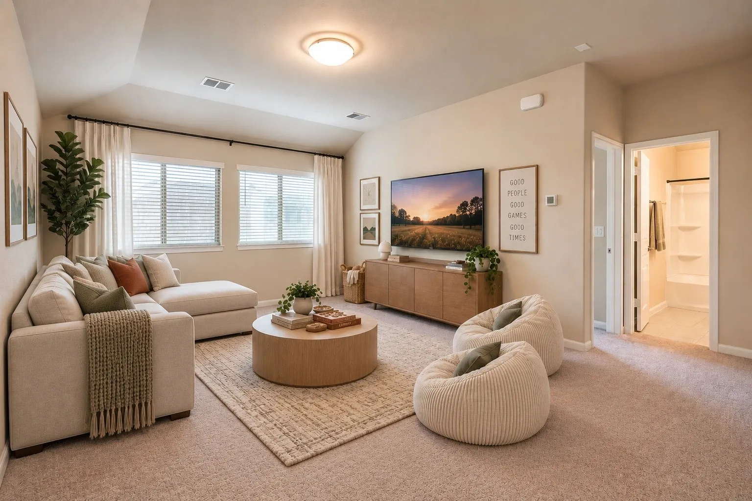 Upstairs Second Living Area