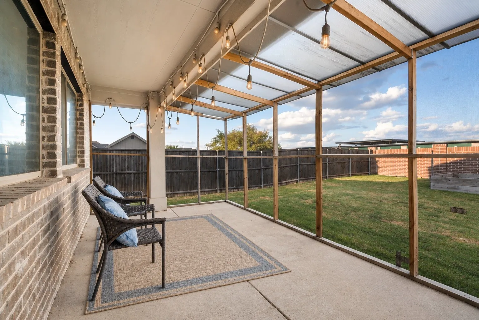 Screened Porch - Enjoy the Sunrise Without the Bugs