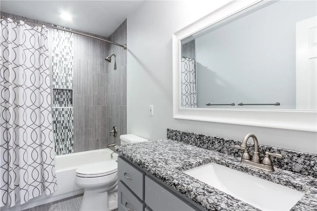 Single Family Residence For Rent in Tarrant County , 1020 Bonanza Drive, Arlington, Texas 76001, 4 Bedroom, 2 Bathroom, 2 Garage spaces, 2,375 Sqft, built in 1999, mls#21379090, Real Estate Agent in Arlington, Homes For Rent in Tarrant county, Homes For Rent in Arlington, Realtor in Arlington Texas, Real Estate Brokerage Independent Realty Texas, Luminita Cordes Realtor