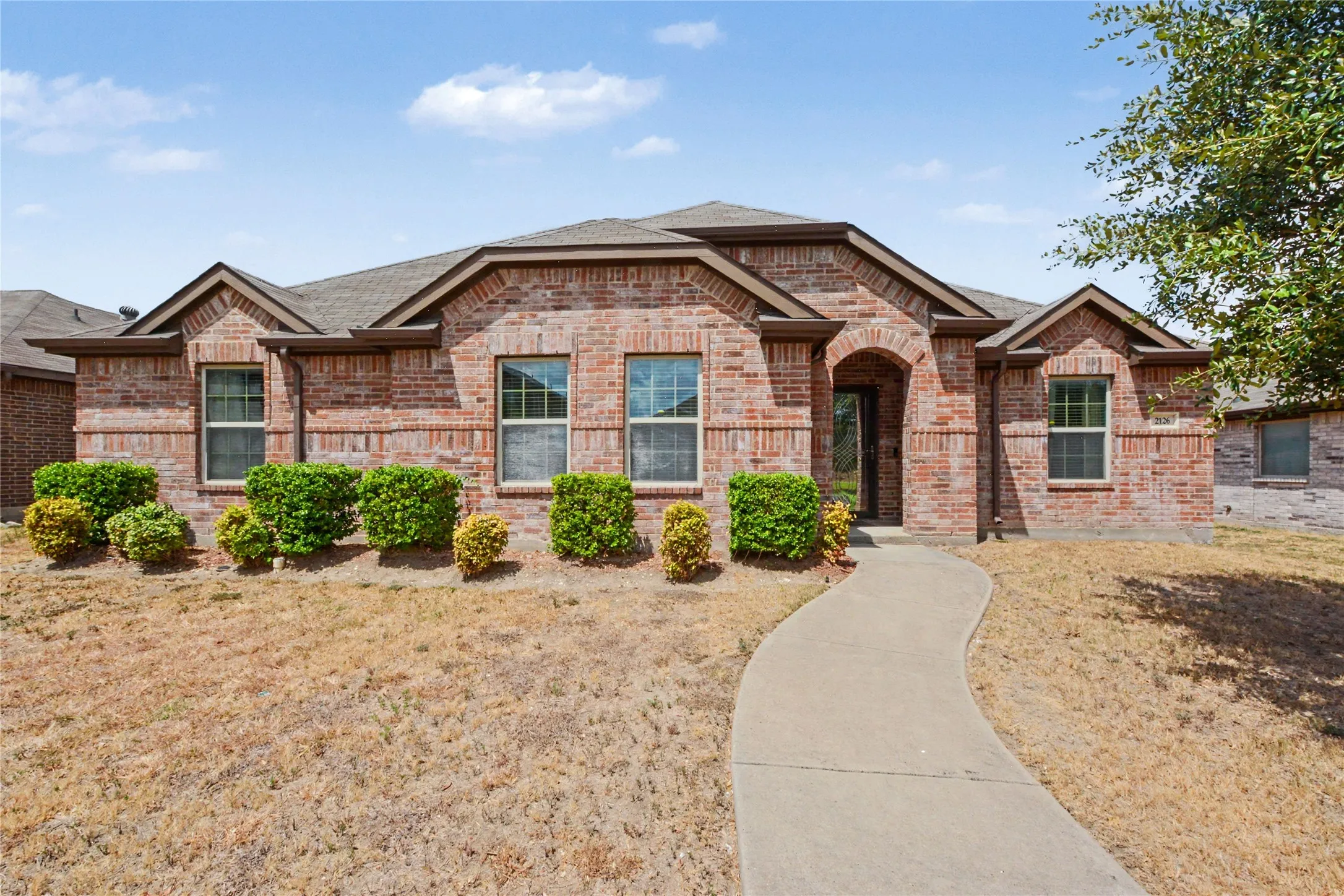 Single Family Residence For Sale in Dallas County , 2126 Fair Weather Drive, Lancaster, Texas 75146, 4 Bedroom, 3 Bathroom, 2 Garage spaces, 1,980 Sqft, built in 2015, mls#21374155, Real Estate Agent in Lancaster, Homes For Sale in Dallas county, Homes For Sale in Lancaster, Realtor in Lancaster Texas, Real Estate Brokerage Independent Realty Texas, Luminita Cordes Realtor
