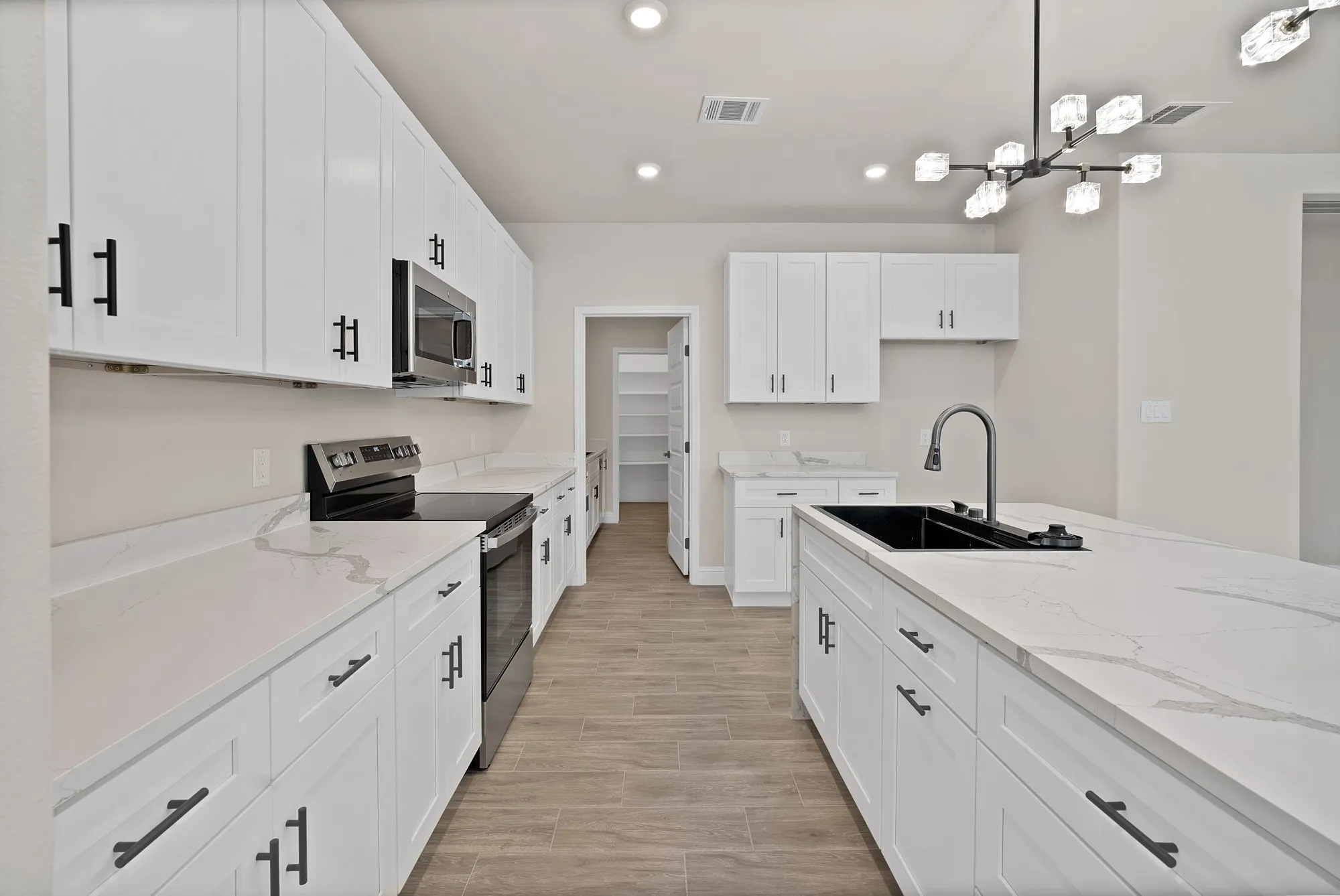 Single Family Residence For Sale in Hood County , 5021 Enchanted Court, Granbury, Texas 76048, 4 Bedroom, 4 Bathroom, 2 Garage spaces, 2,536 Sqft, built in 2026, mls#21377926, Real Estate Agent in Granbury, Homes For Sale in Hood county, Homes For Sale in Granbury, Realtor in Granbury Texas, Real Estate Brokerage Independent Realty Texas, Luminita Cordes Realtor